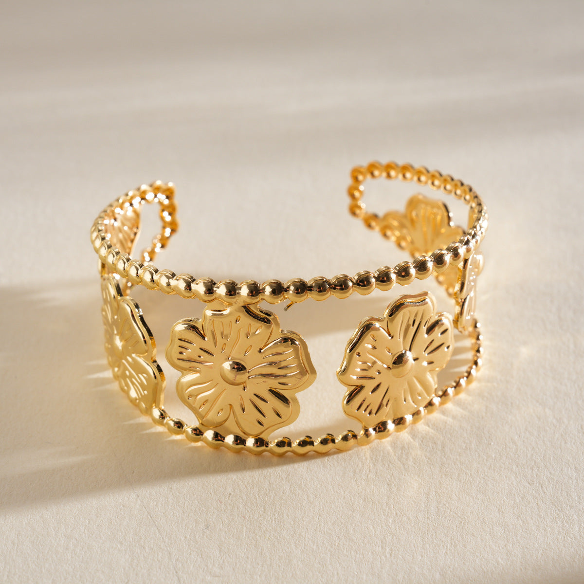 Flowers Open-ended Design Personalized Light Luxury Bracelet | Bracelet | Wiccan Center