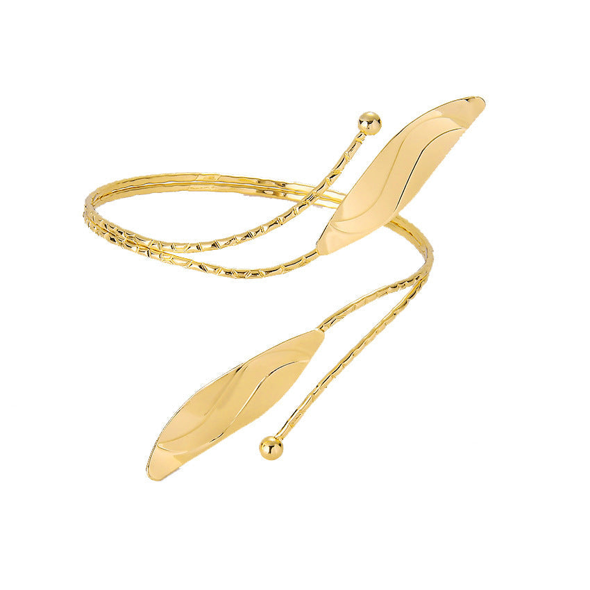 Exaggerated Hand Metal Leaves Armband Arm Decorations Stylish Good Bracelet