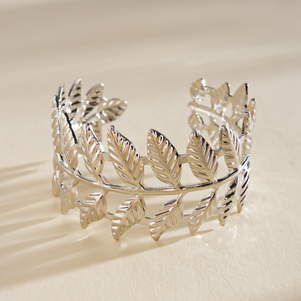 Flowers Open-ended Design Personalized Light Luxury Bracelet | Bracelet | Wiccan Center