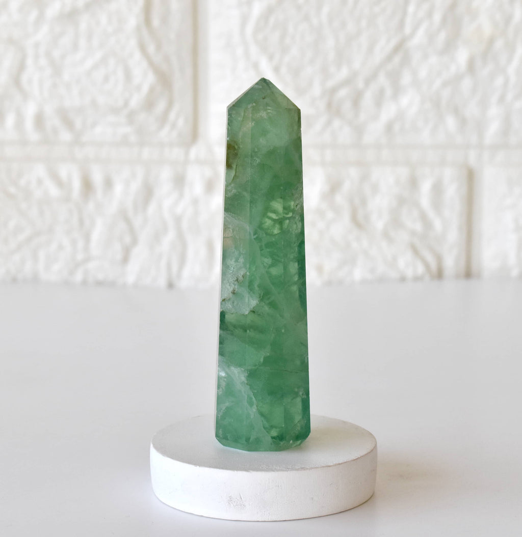 Green Fluorite Tower Point (Spiritual Awakening and Personal Growth) | Obelisks & Pencils | Wiccan Center