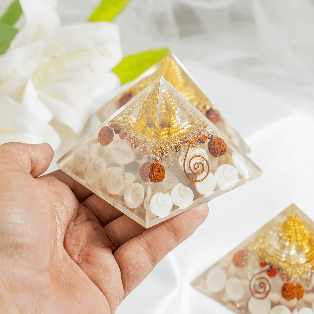 Gomti Chakra Orgone Pyramid, Healing Crystal Pyramid.