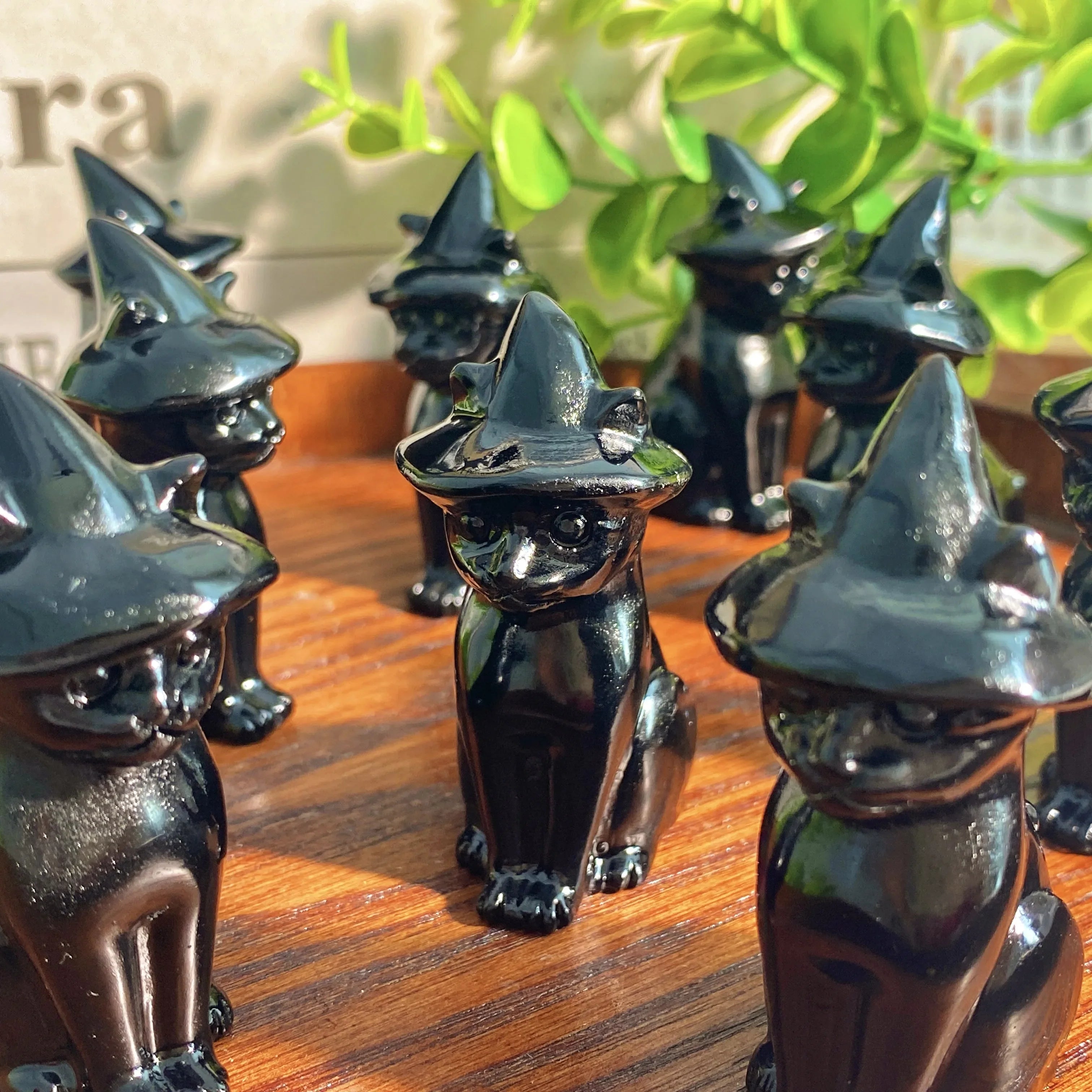 Obsidian Cat Witch Hat Statue | crystal | Wiccan Center
