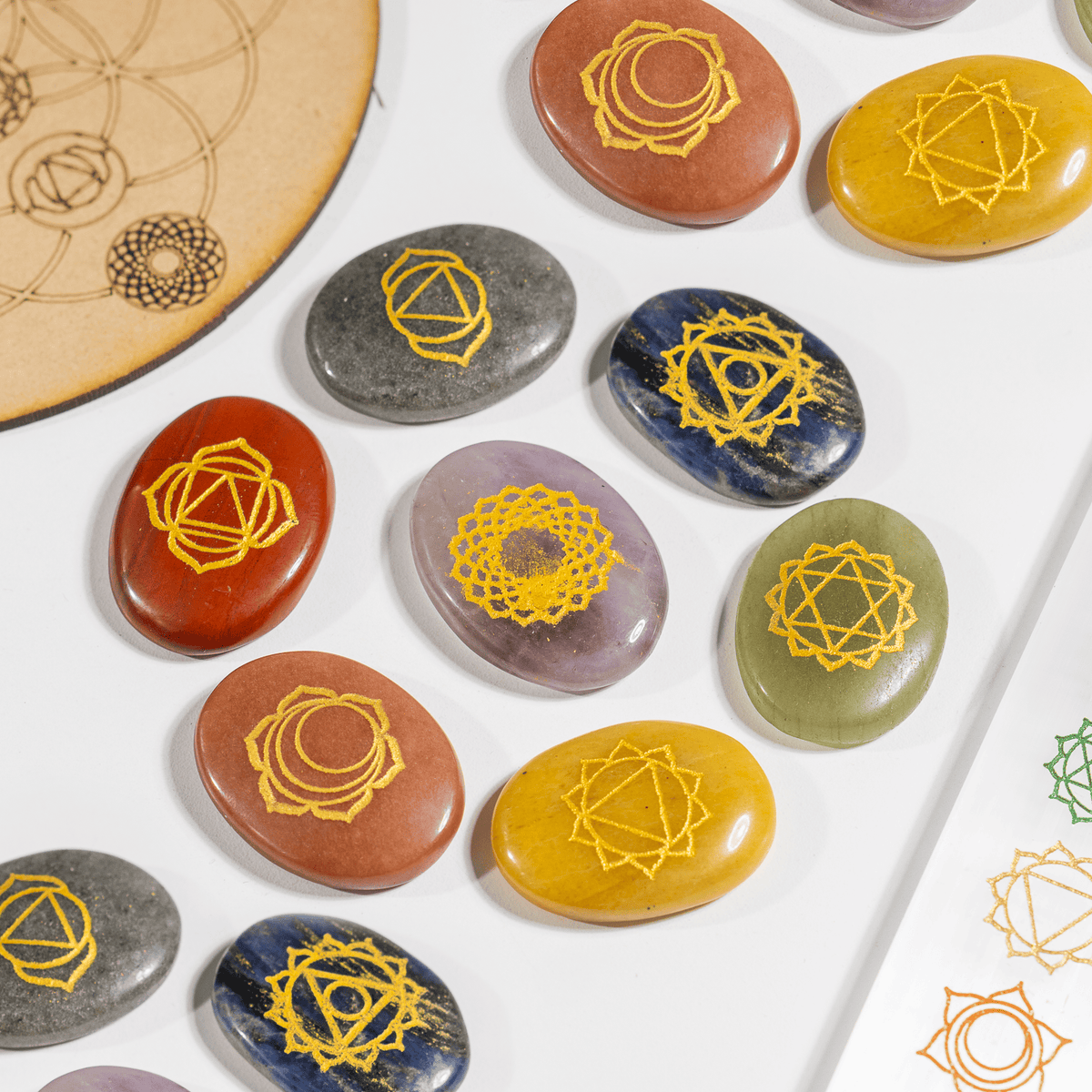 Chakra Crystals Set, Oval Reiki 7 Chakra Stones Set, Wooden Grid Plate, Selenite Log | | Wiccan Center
