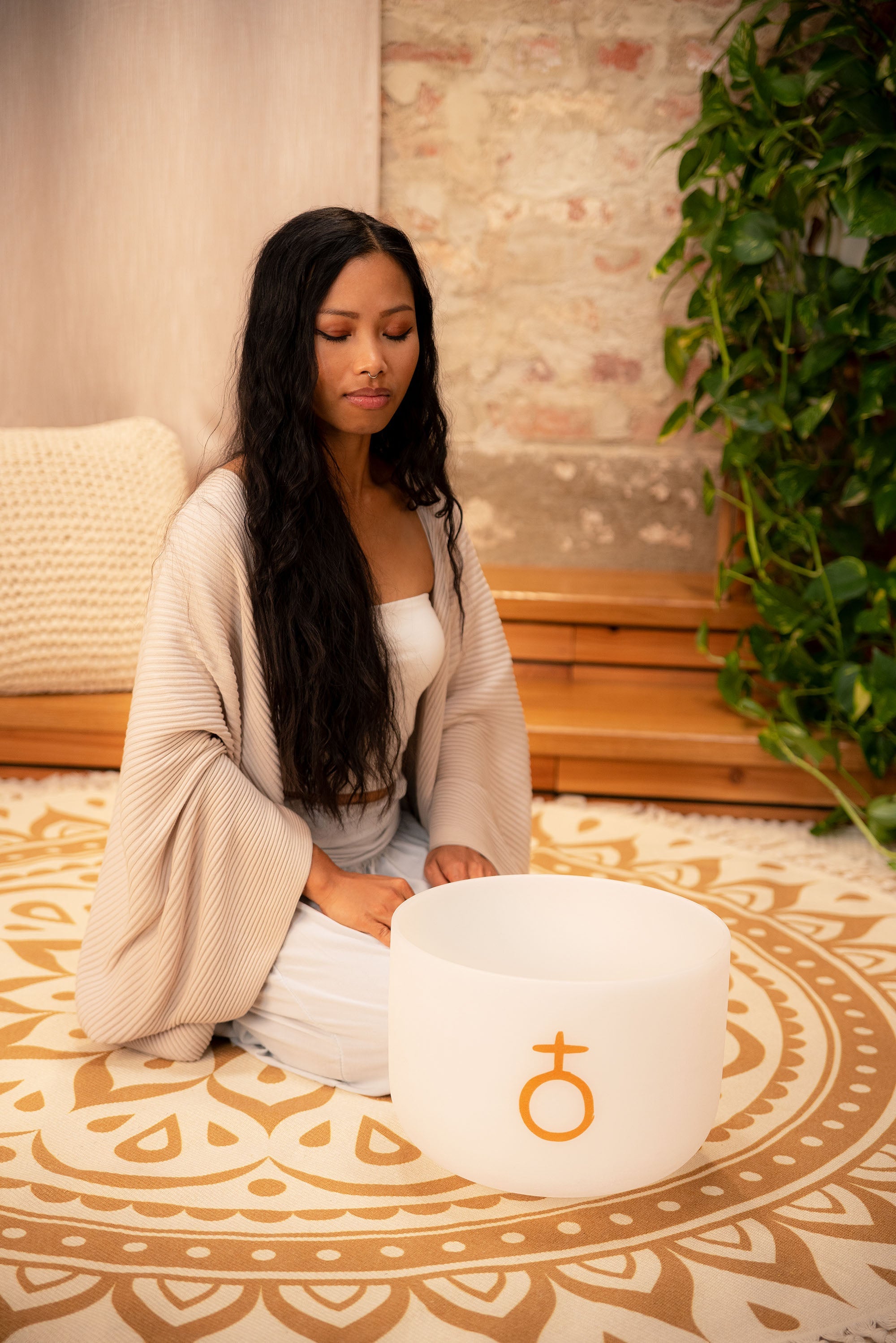 12" Planetary Tuned Crystal Singing Bowl, Earth Year / Om 136.10 Hz | | Wiccan Center