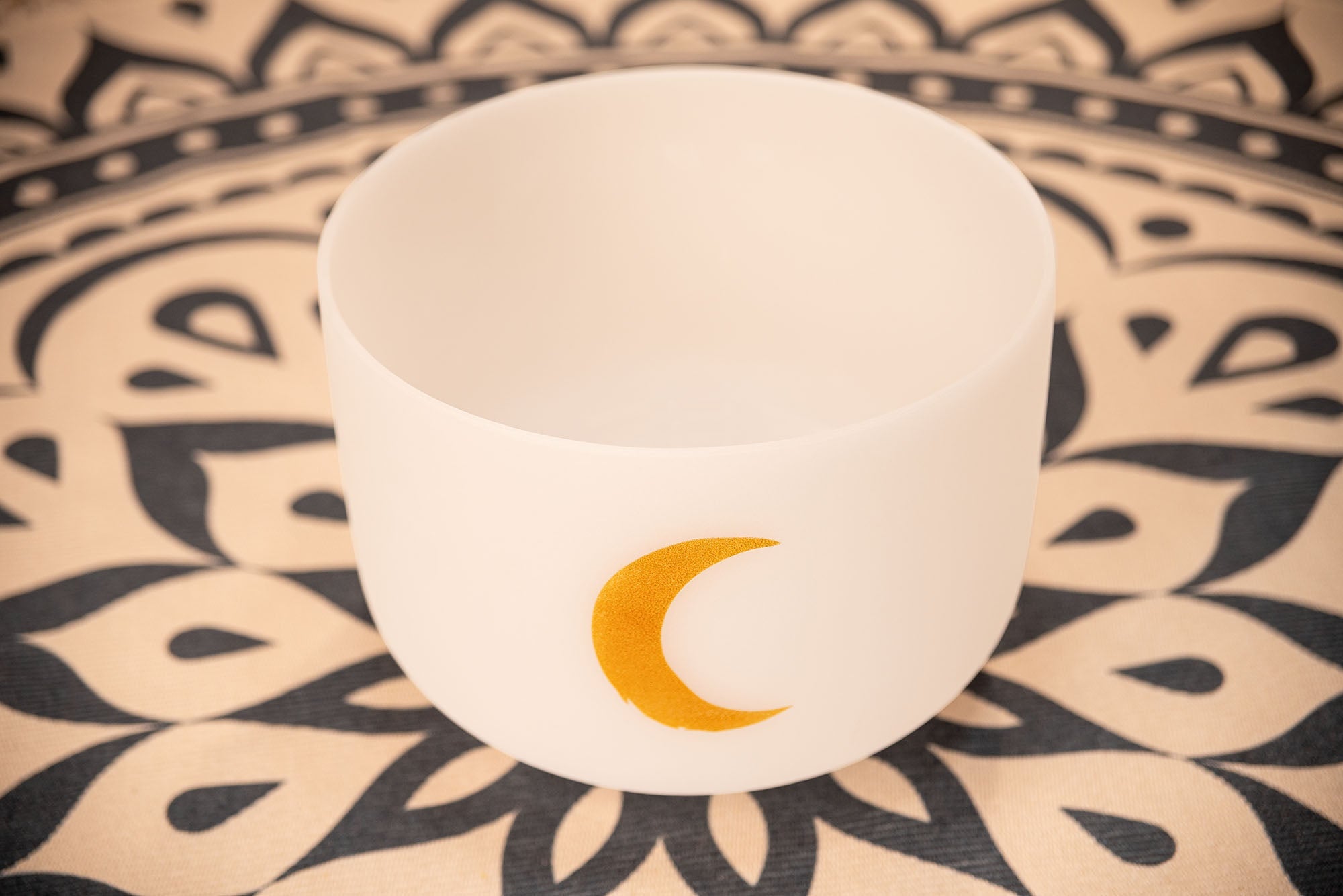 12" Planetary Tuned Crystal Singing Bowl, Synodic Moon 210.42 Hz | | Wiccan Center