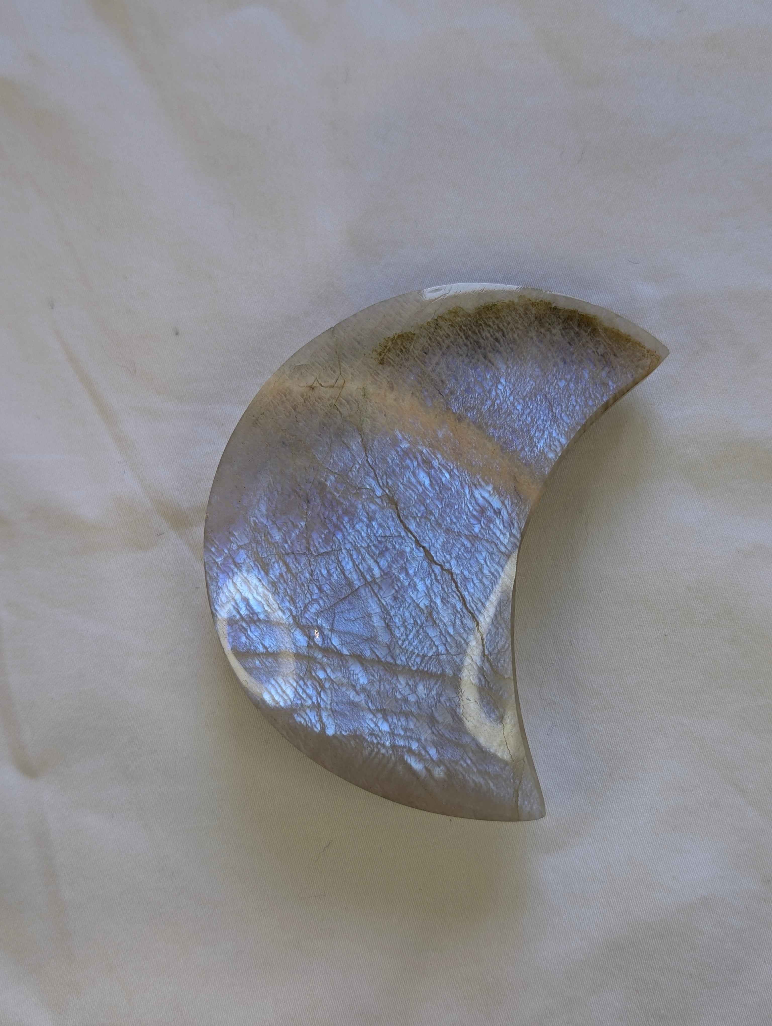 Moonstone Crescent Moon Carving – Intuition, New Beginnings & Emotional Balance | | Wiccan Center