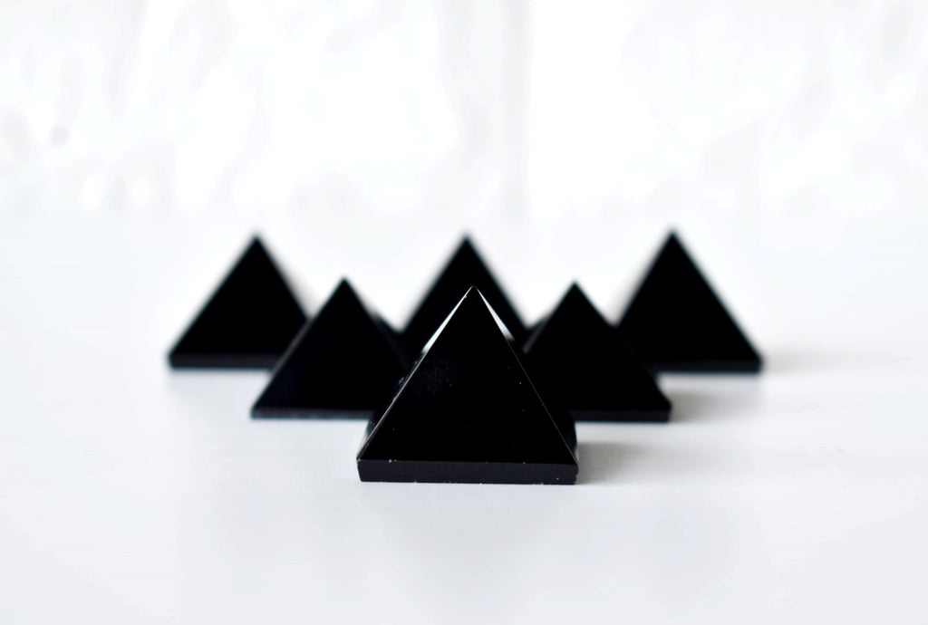 Black Tourmaline Pyramids (Promote Courage and Self-Confidence)