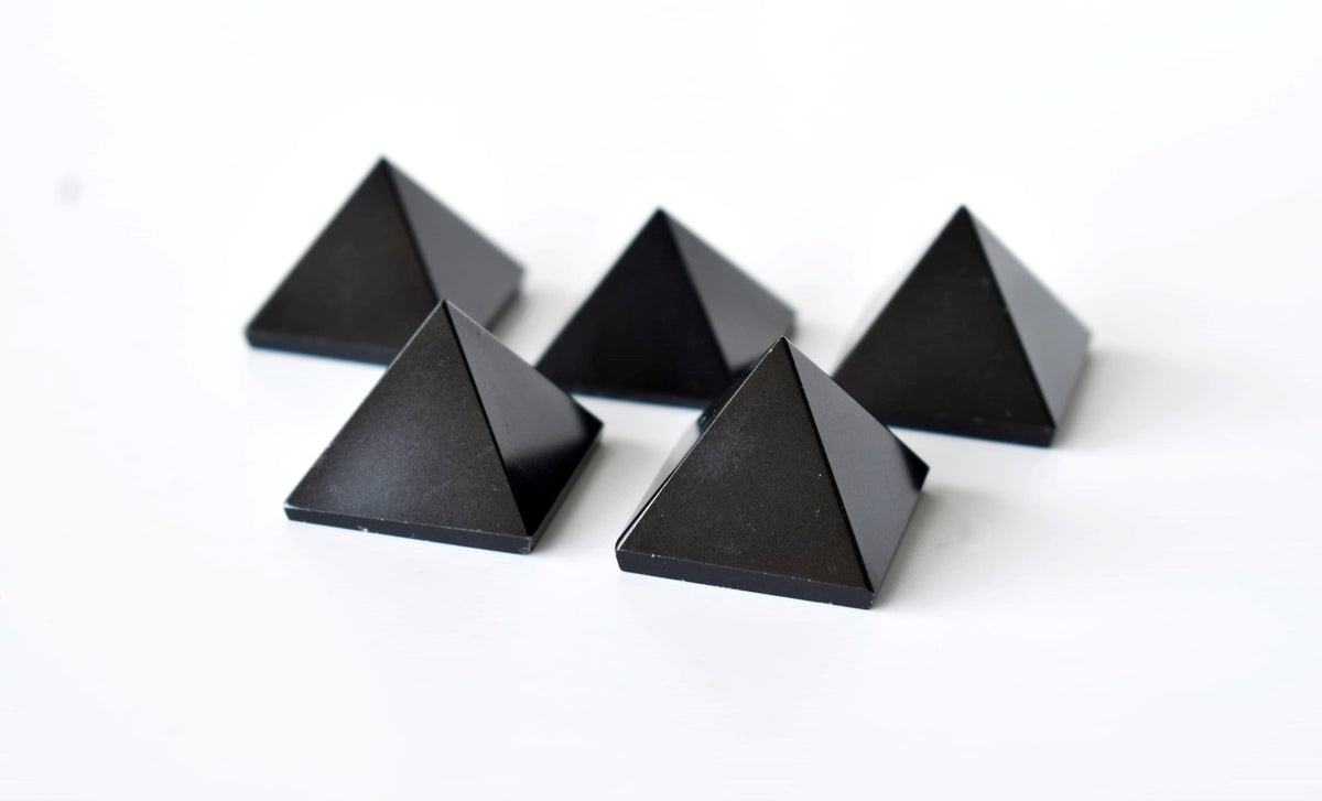 Black Tourmaline Pyramids (Promote Courage and Self-Confidence)