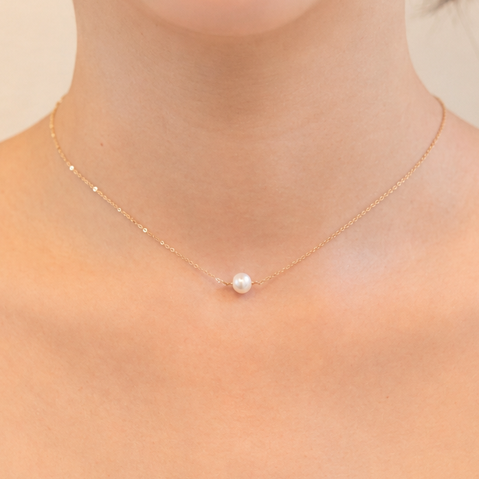 Single Pearl Choker Necklace with Swarovski Clasp