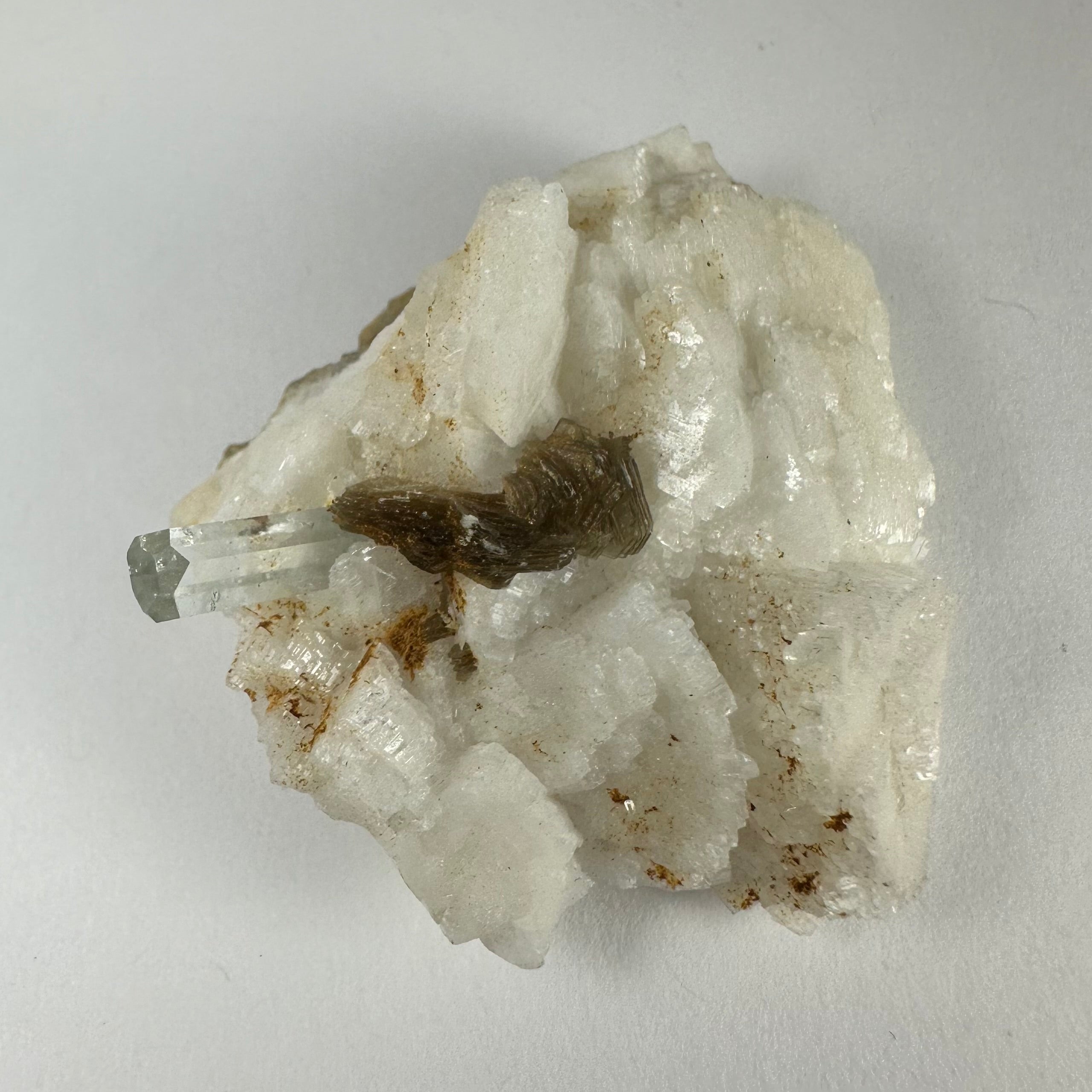 Aquamarine on Albite with Muscovite from Shigar Valley, Skardu, Pakistan | Minerals | Wiccan Center