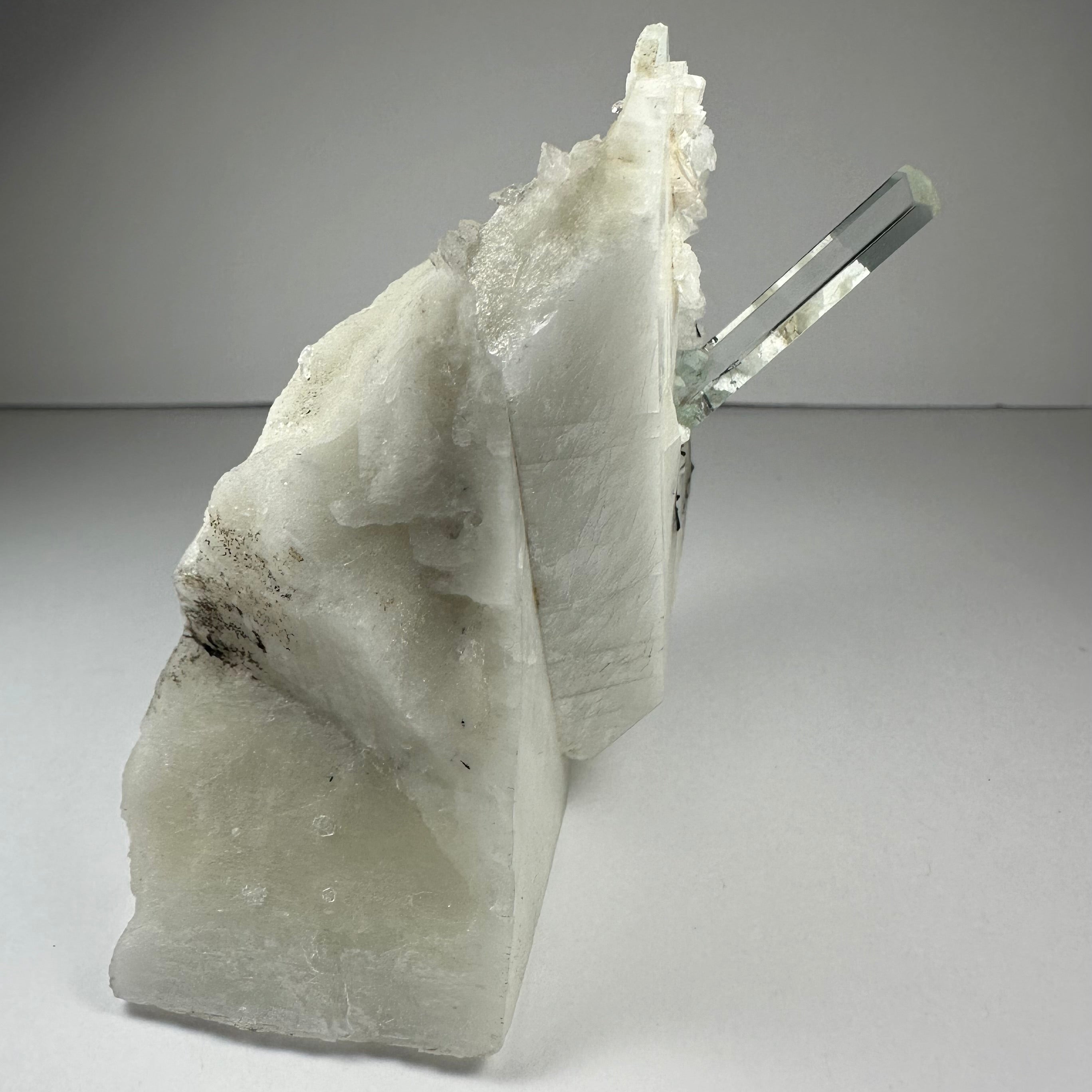 Aquamarine Beryl on Albite | Minerals | Wiccan Center
