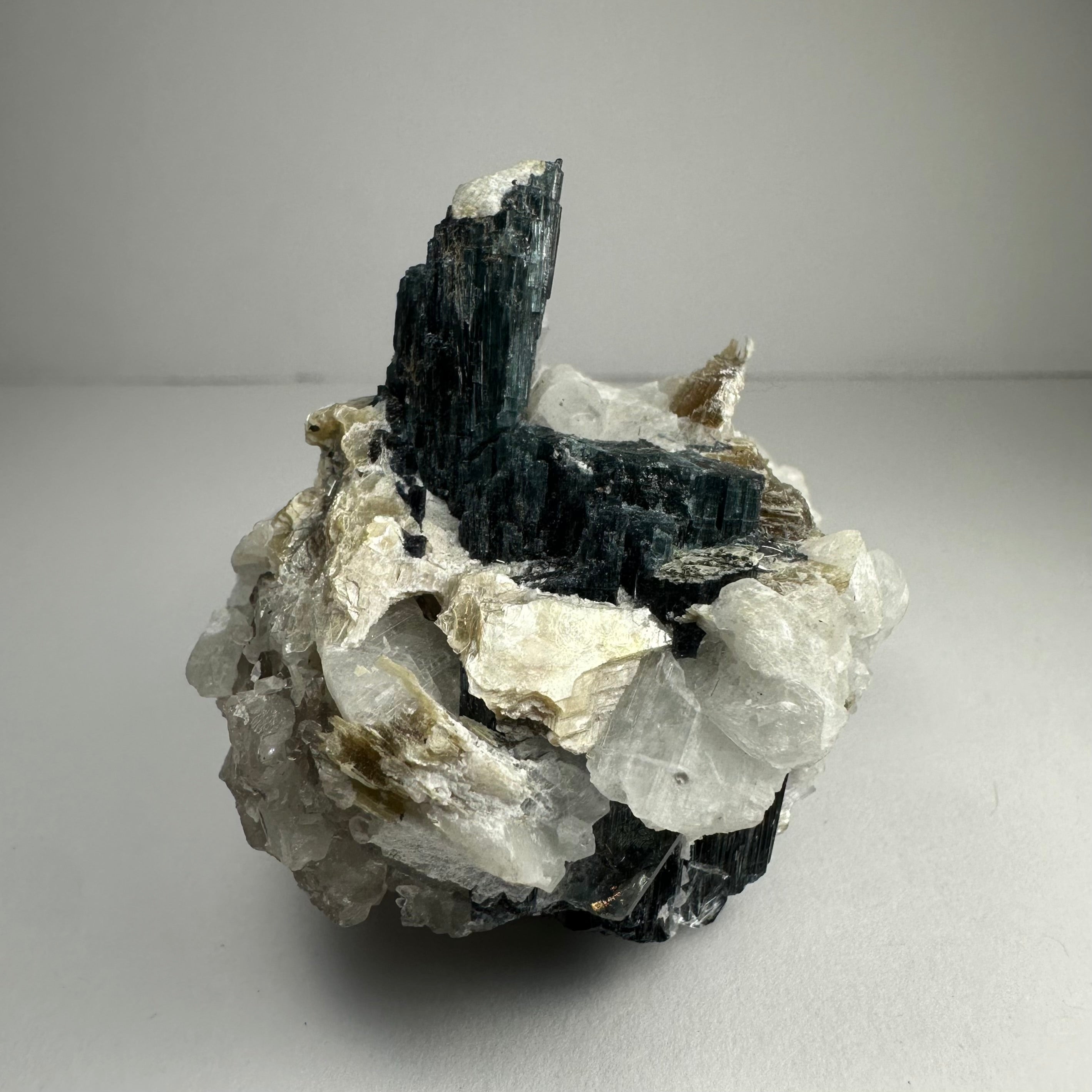Green Tourmaline with Quarz, Mica and Albite, Brazil | Minerals | Wiccan Center