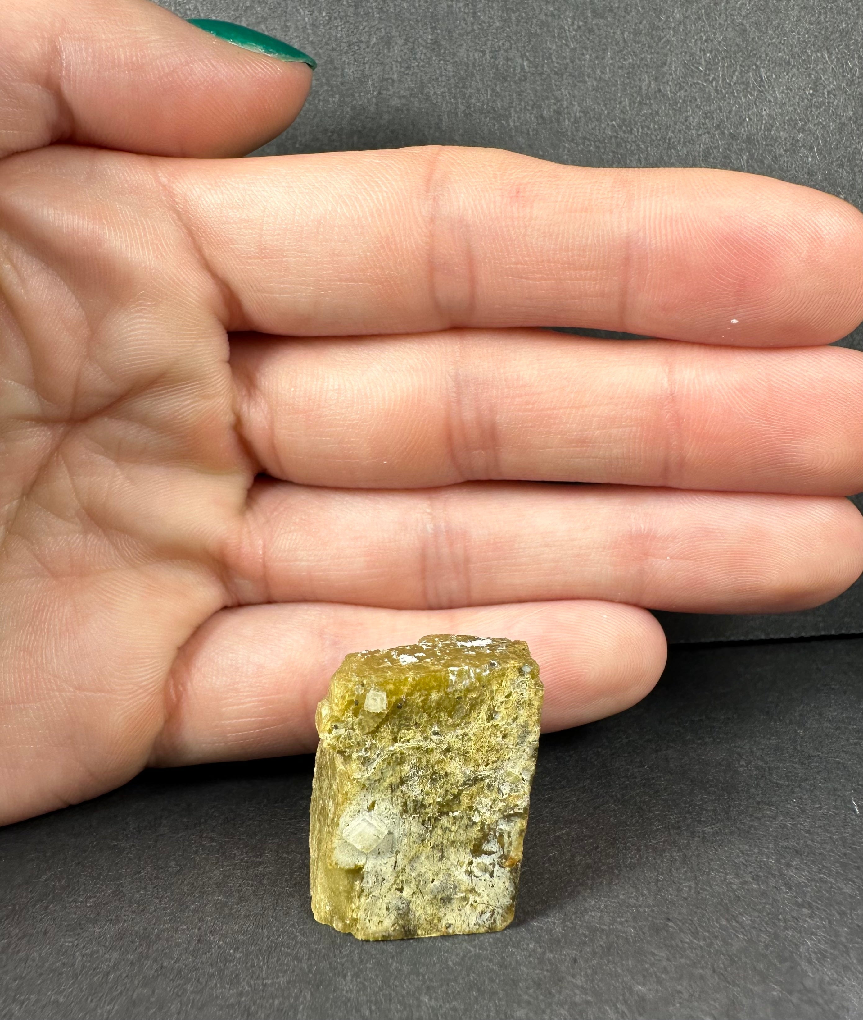 Diamond Quartz on Siderite | Minerals | Wiccan Center