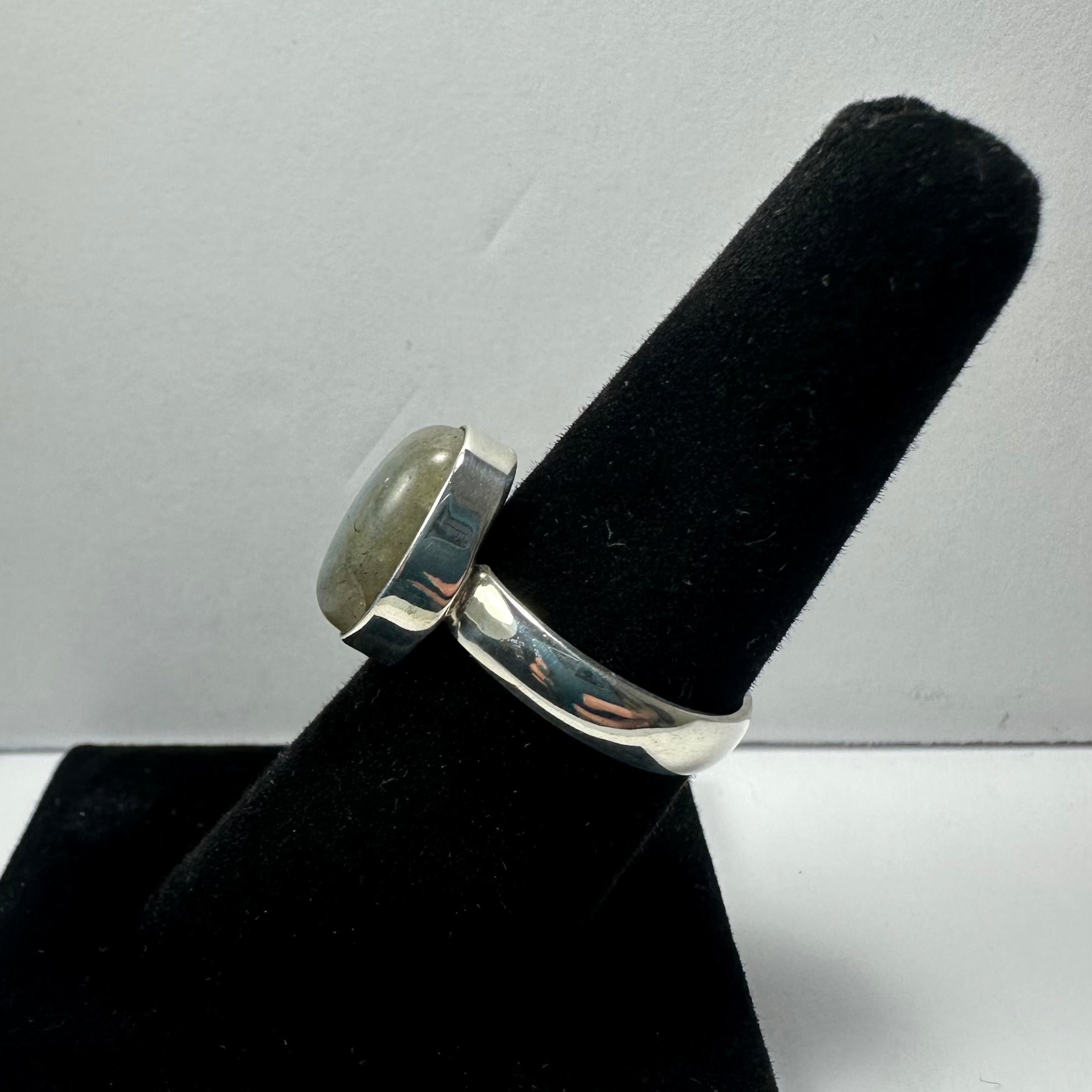 Labradorite Ring | Jewelry | Wiccan Center
