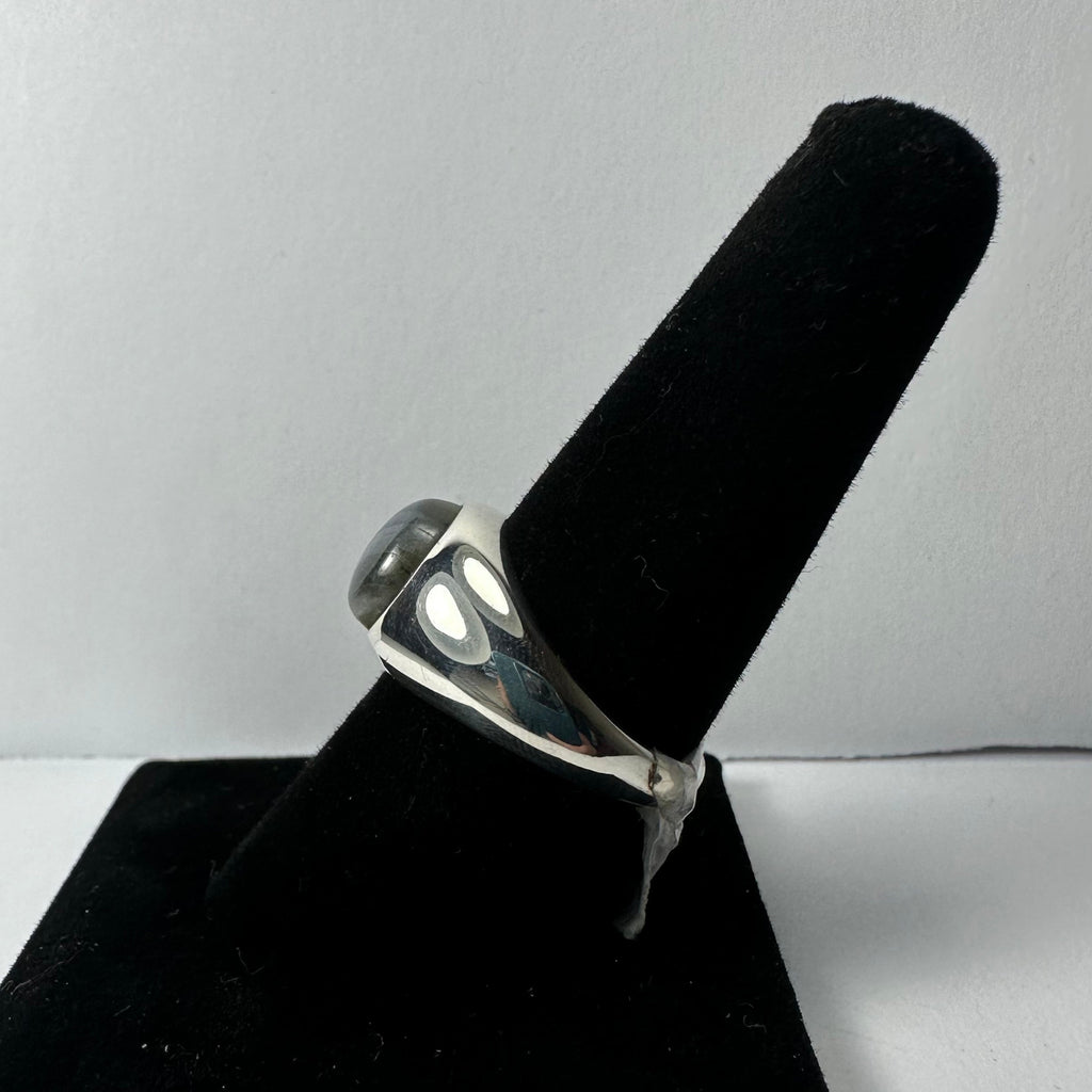 Labradorite Ring | Jewelry | Wiccan Center