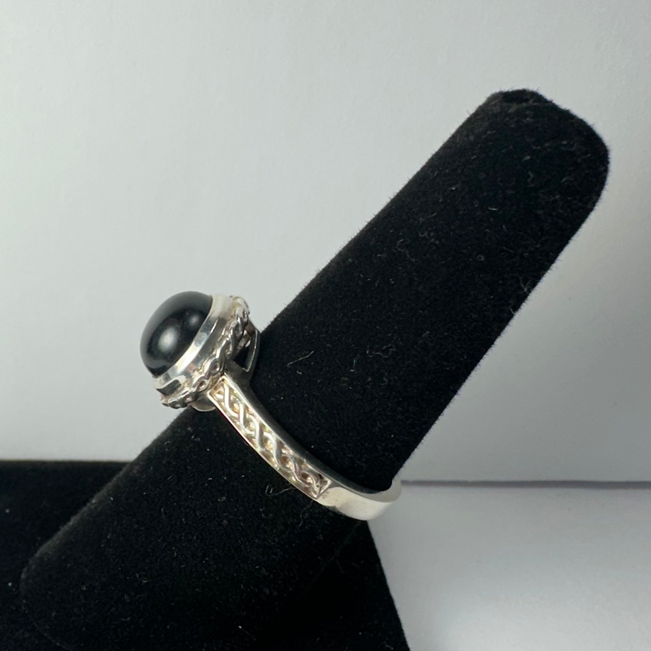 Black Onyx Ring | Jewelry | Wiccan Center