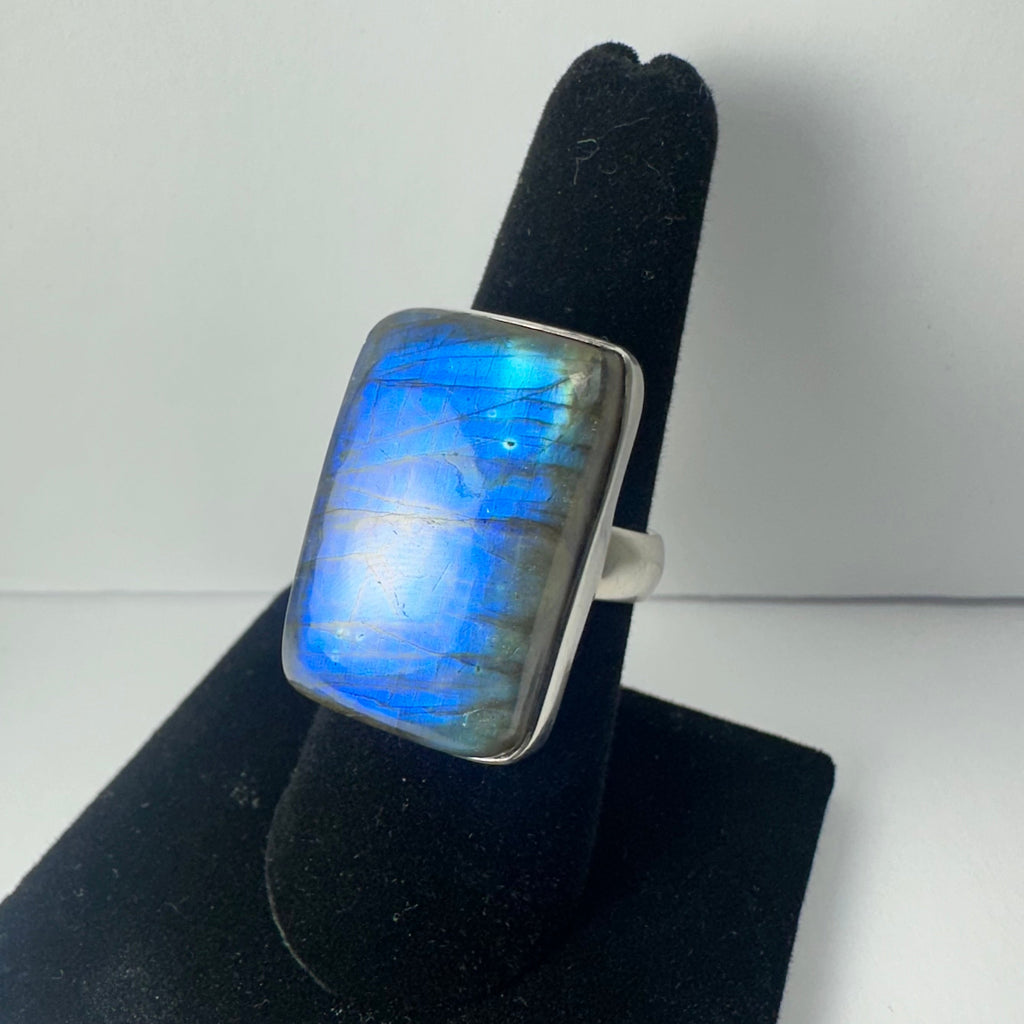 Labradorite Ring | Jewelry | Wiccan Center