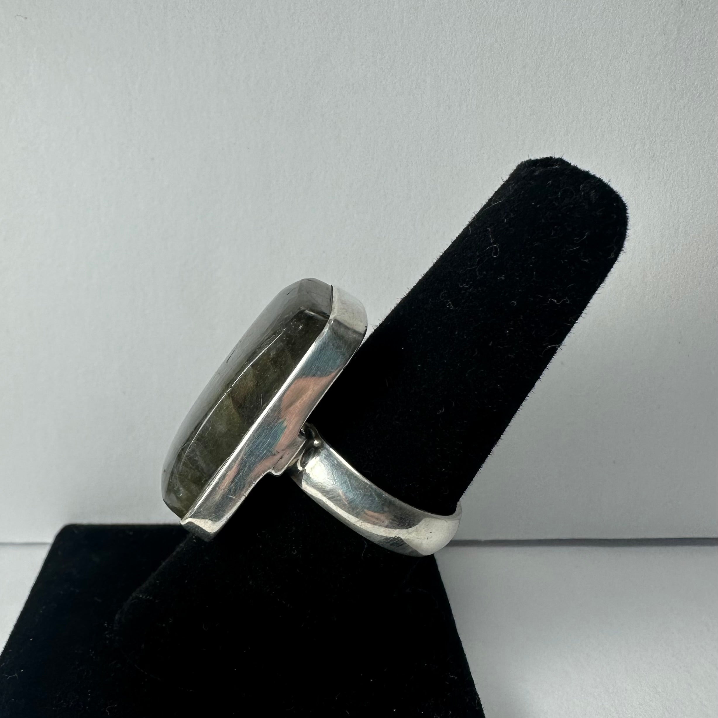 Labradorite Ring | Jewelry | Wiccan Center