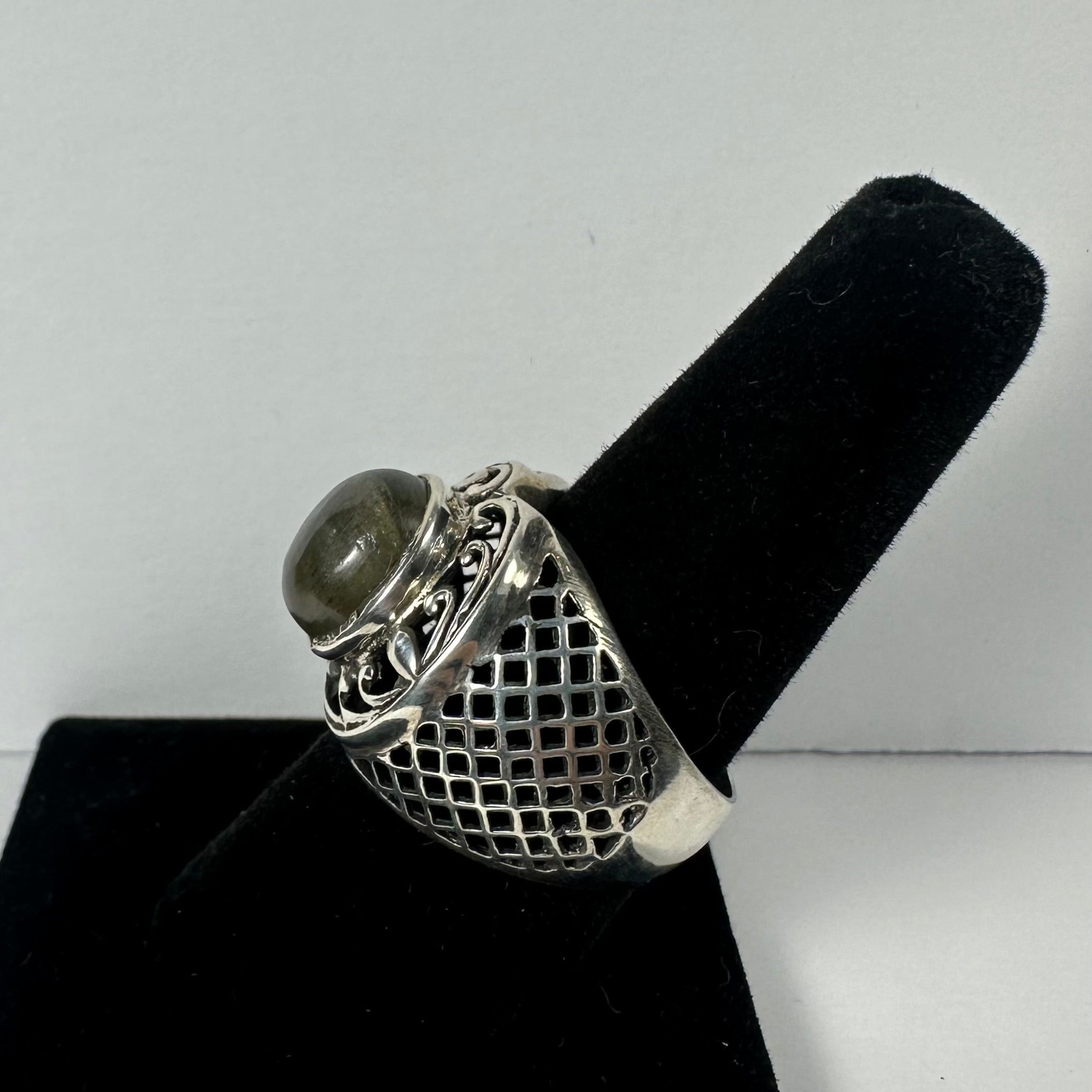 Labradorite Ring | Jewelry | Wiccan Center