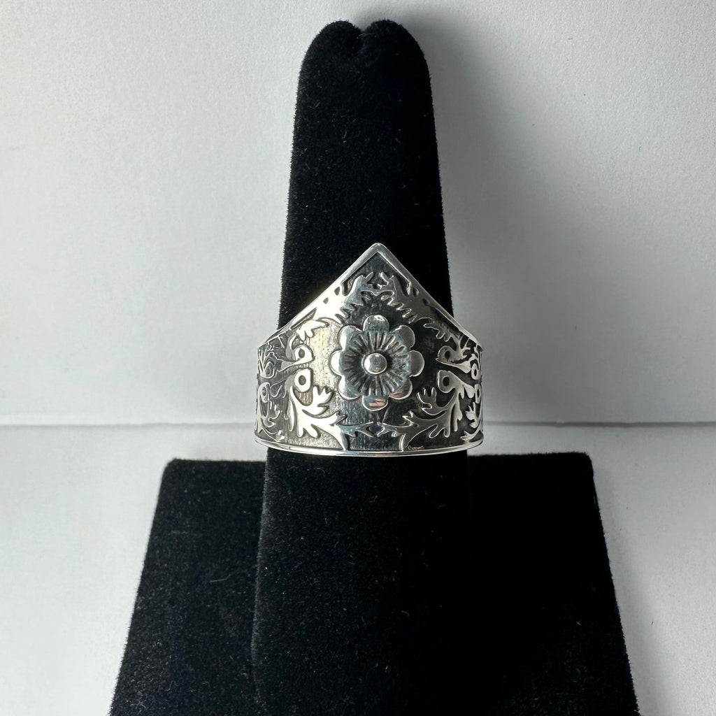 .925 Sterling Flower Ring | Jewelry | Wiccan Center