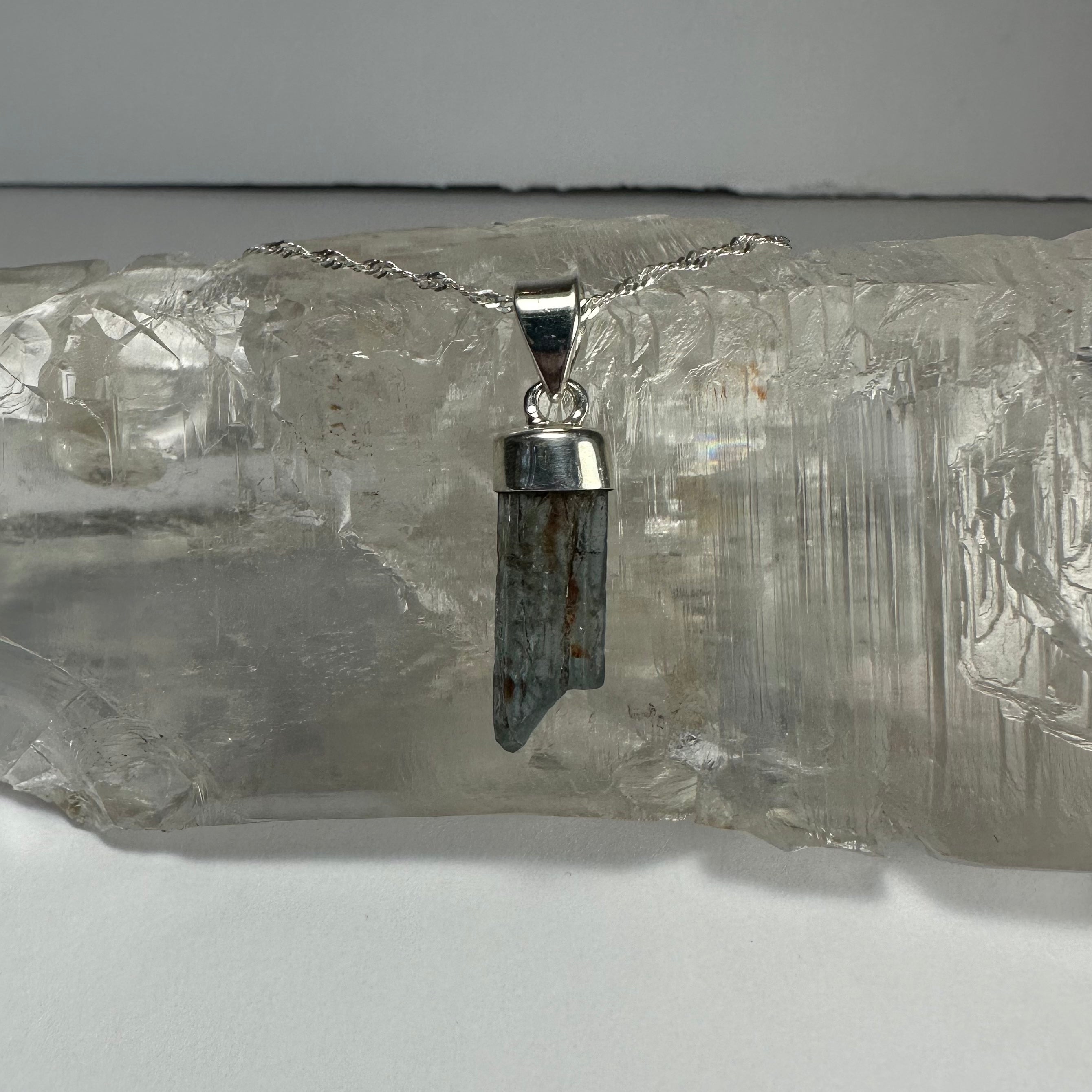 Natural Aquamarine Beryl Pendnat | Jewelry | Wiccan Center