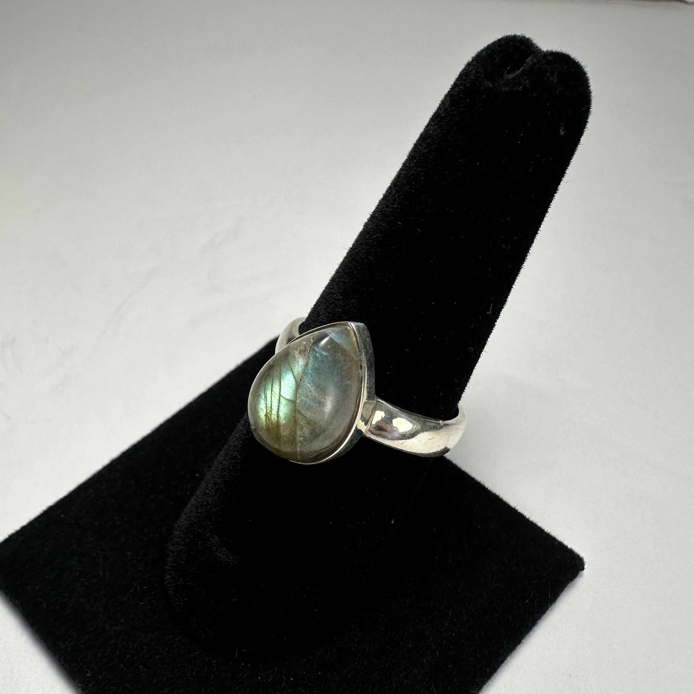 Labradorite Ring | Jewelry | Wiccan Center
