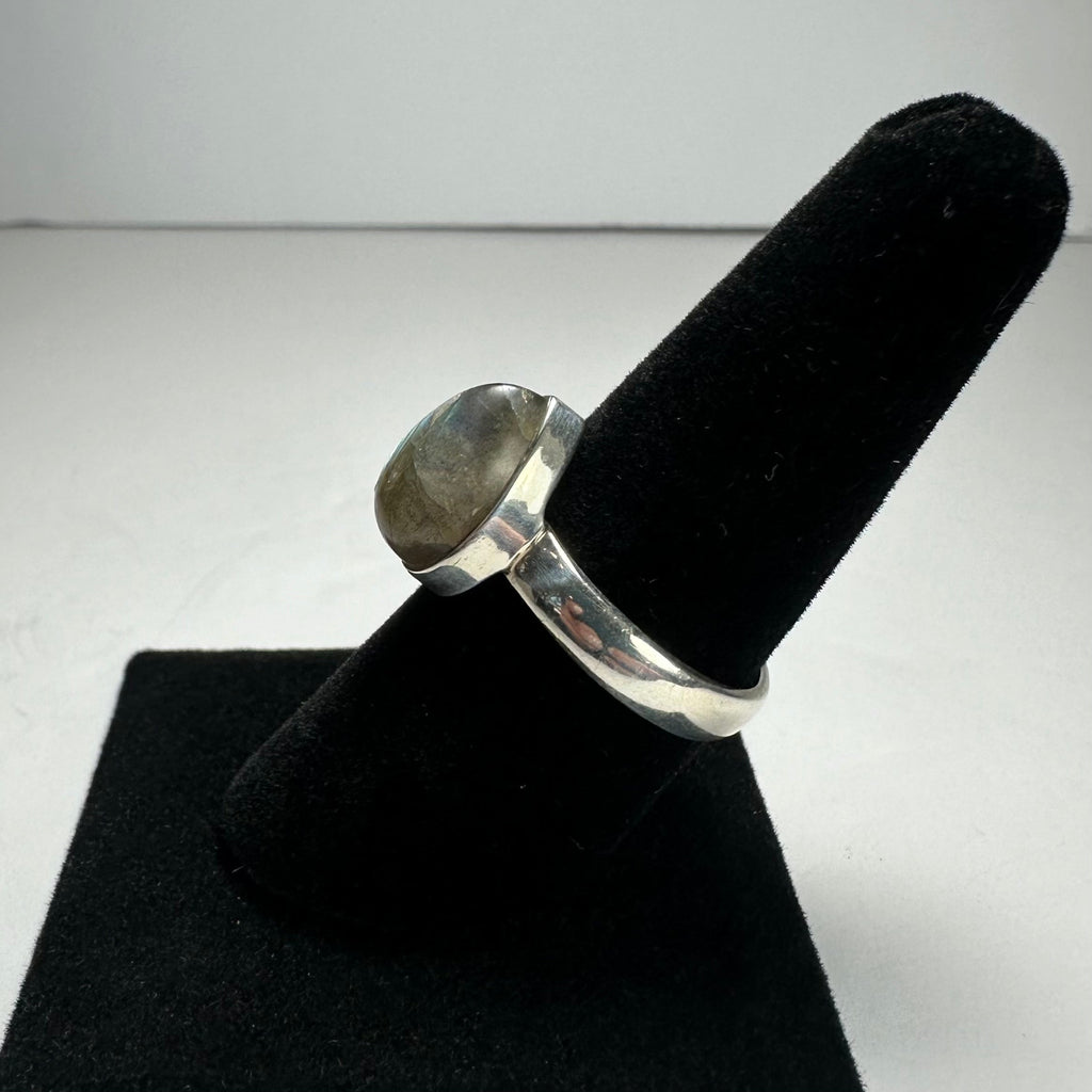 Labradorite Ring | Jewelry | Wiccan Center