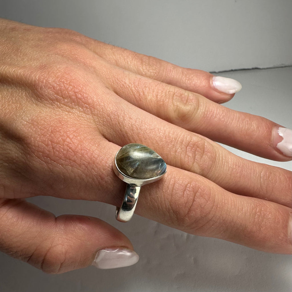 Labradorite Ring | Jewelry | Wiccan Center