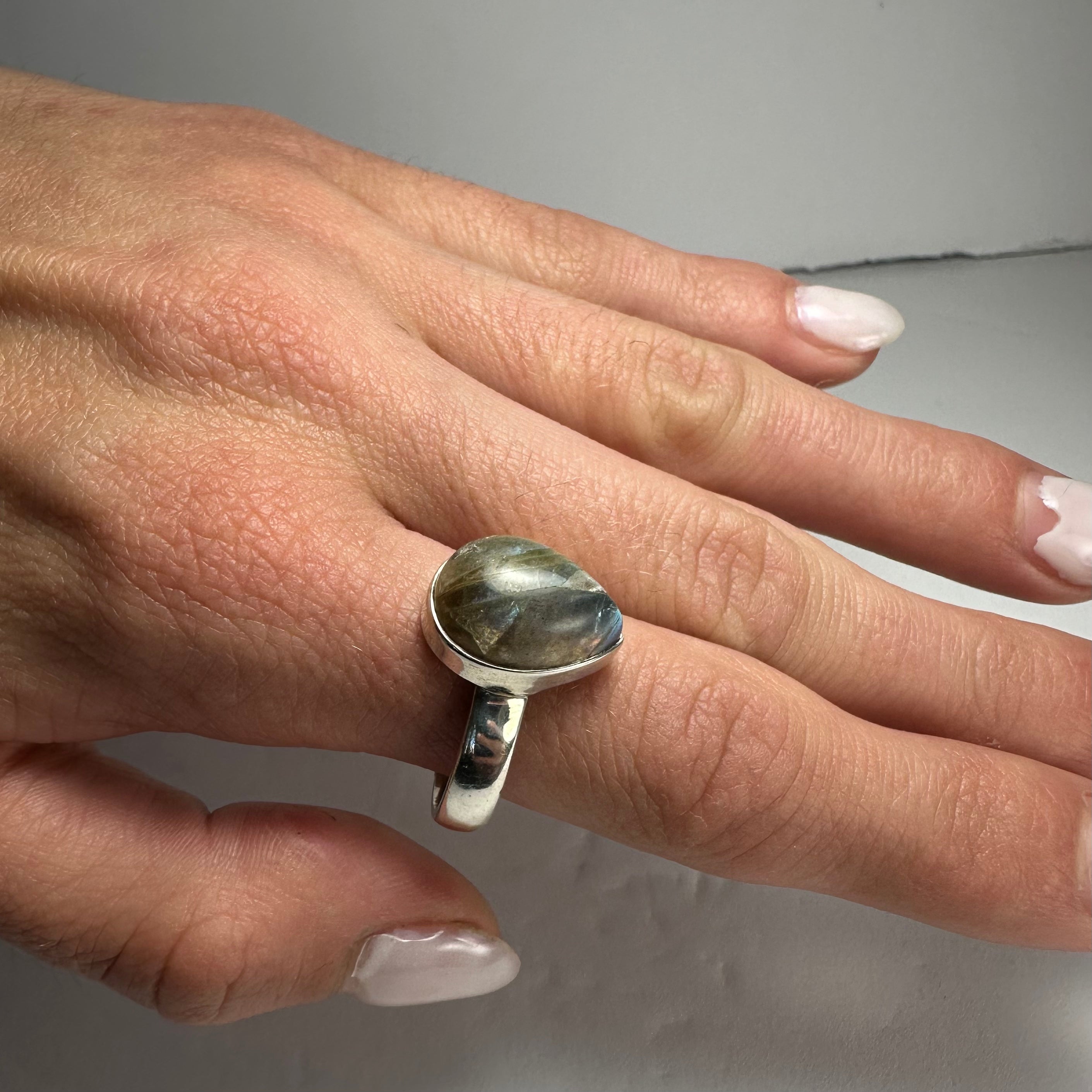 Labradorite Ring | Jewelry | Wiccan Center