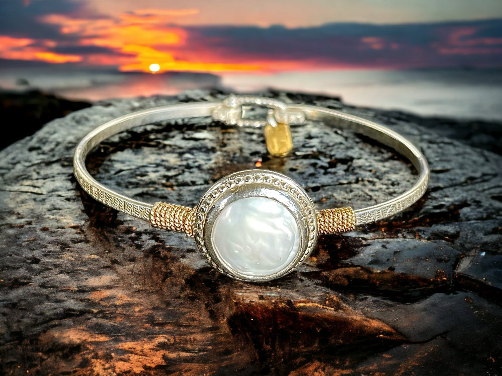 Luna Pearl Bracelet | Bracelet | Wiccan Center