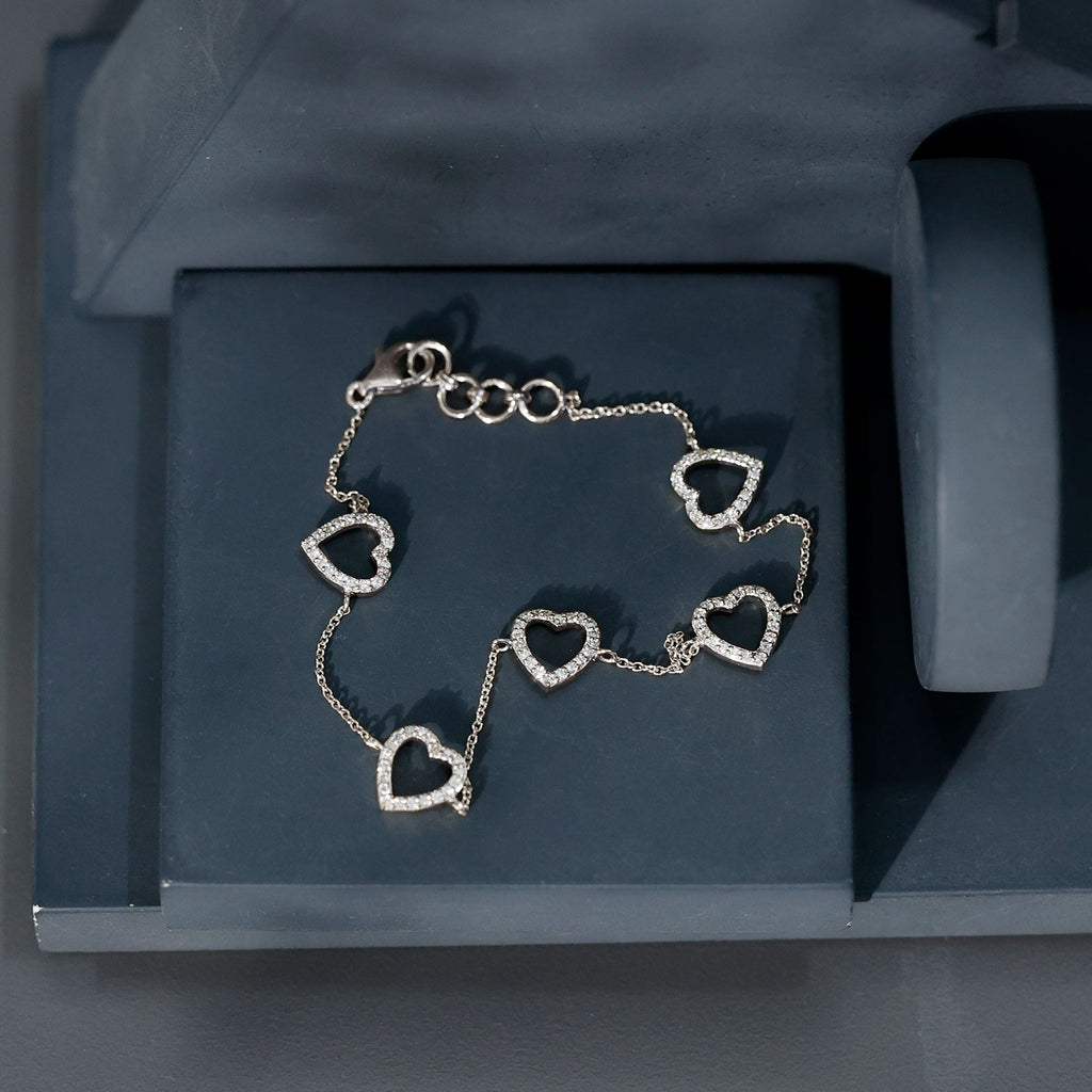 Certified Diamond Heart Chain Bracelet in Prong Setting