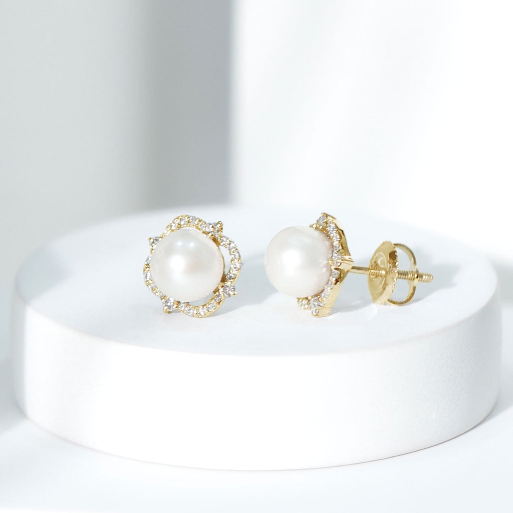 Cultured Pearl Stud Earrings With Diamond