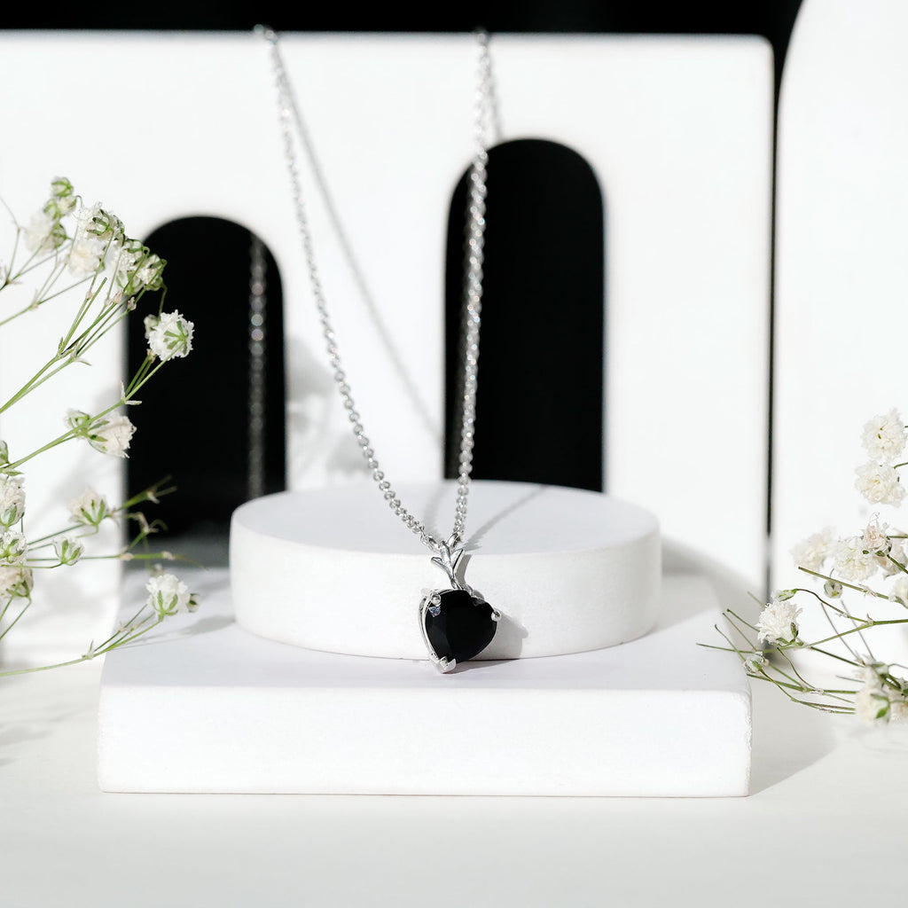 2 CT Heart Shape Black Onyx Solitaire Pendant