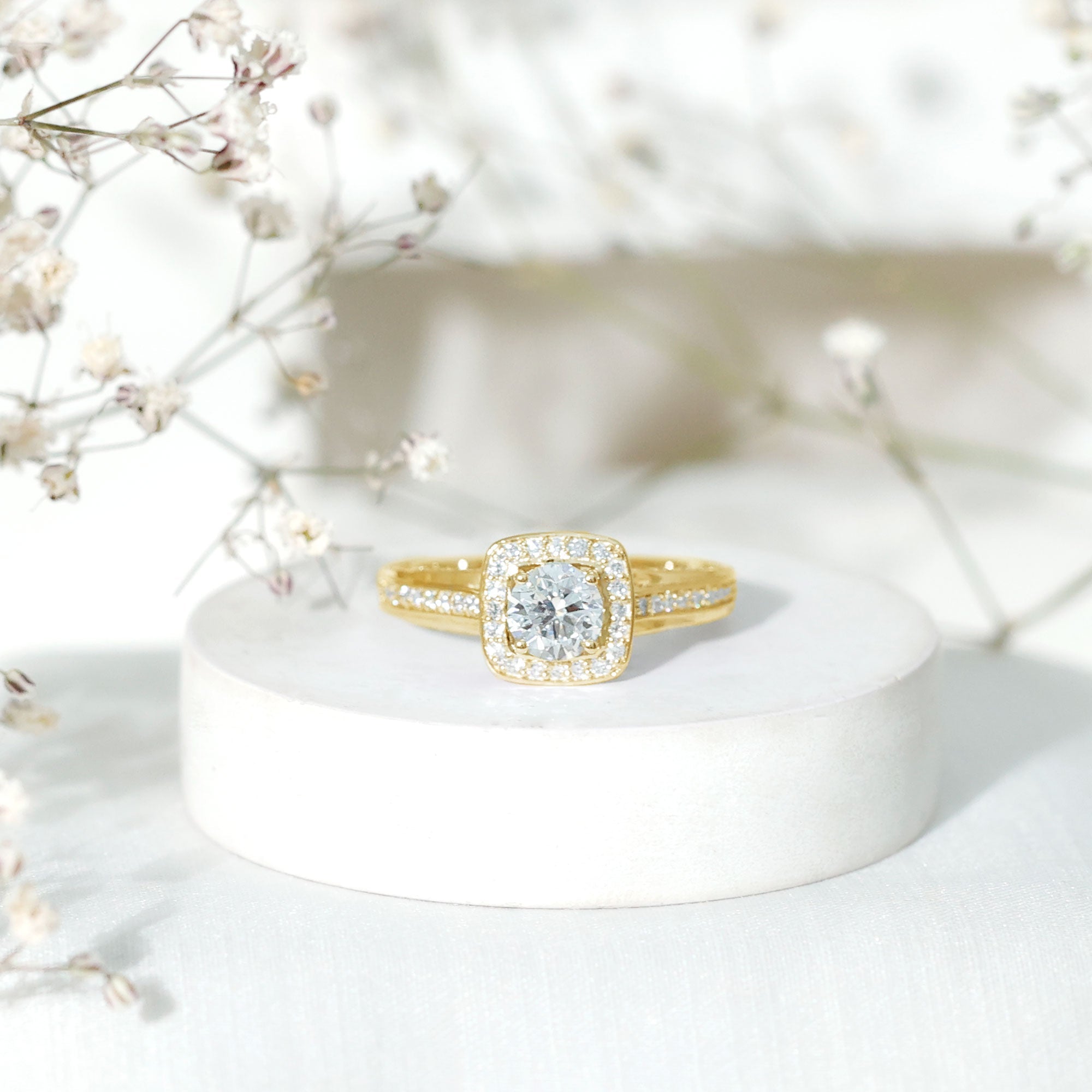 Classic Moissanite Halo Engagement Ring with Certificate