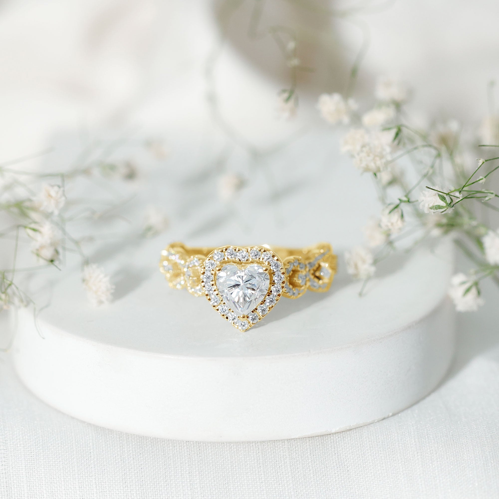 1.5 CT Heart Shape Moissanite Engagement Ring with Accent