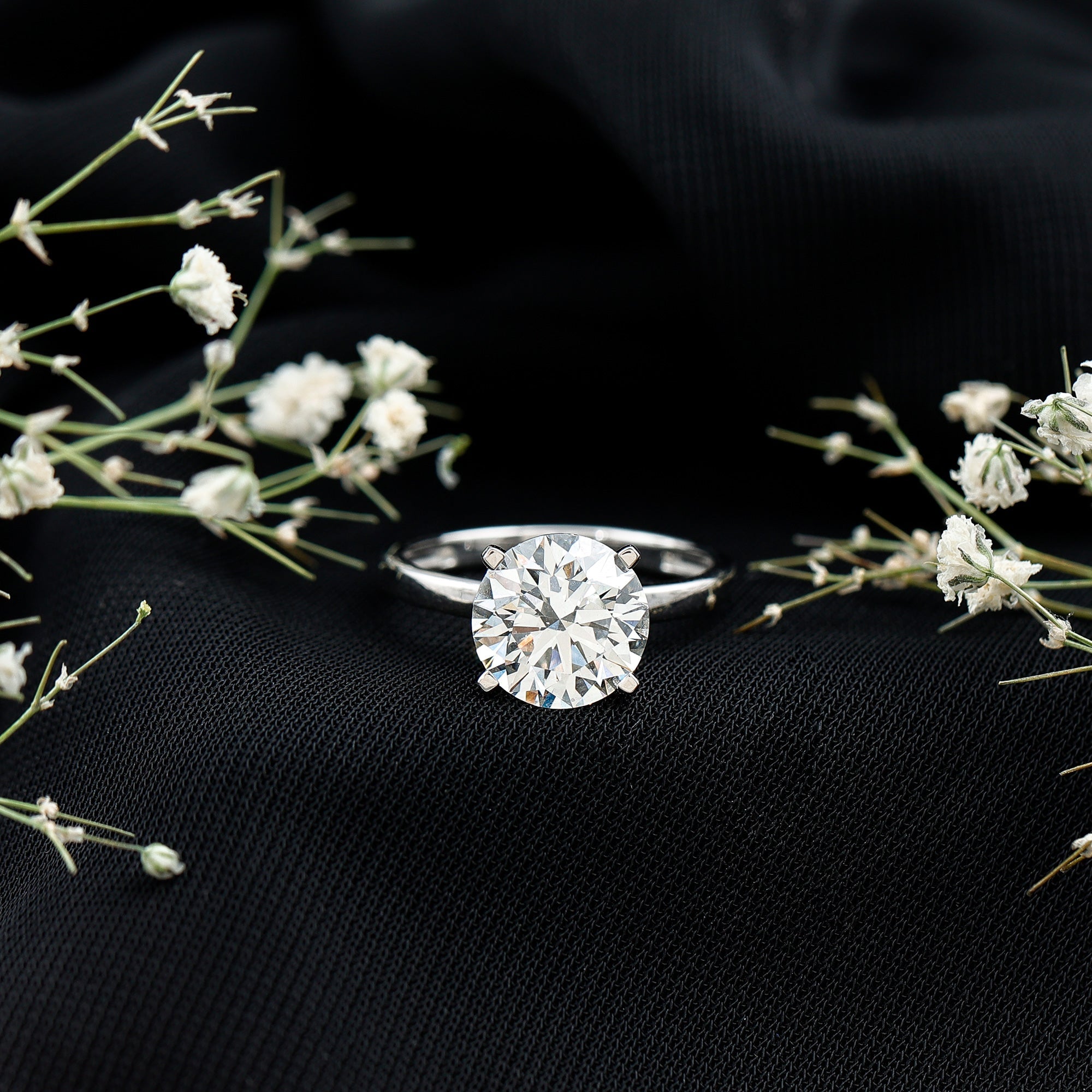 IGI Certified 3 CT Round Lab Grown Diamond Solitaire Engagement Ring