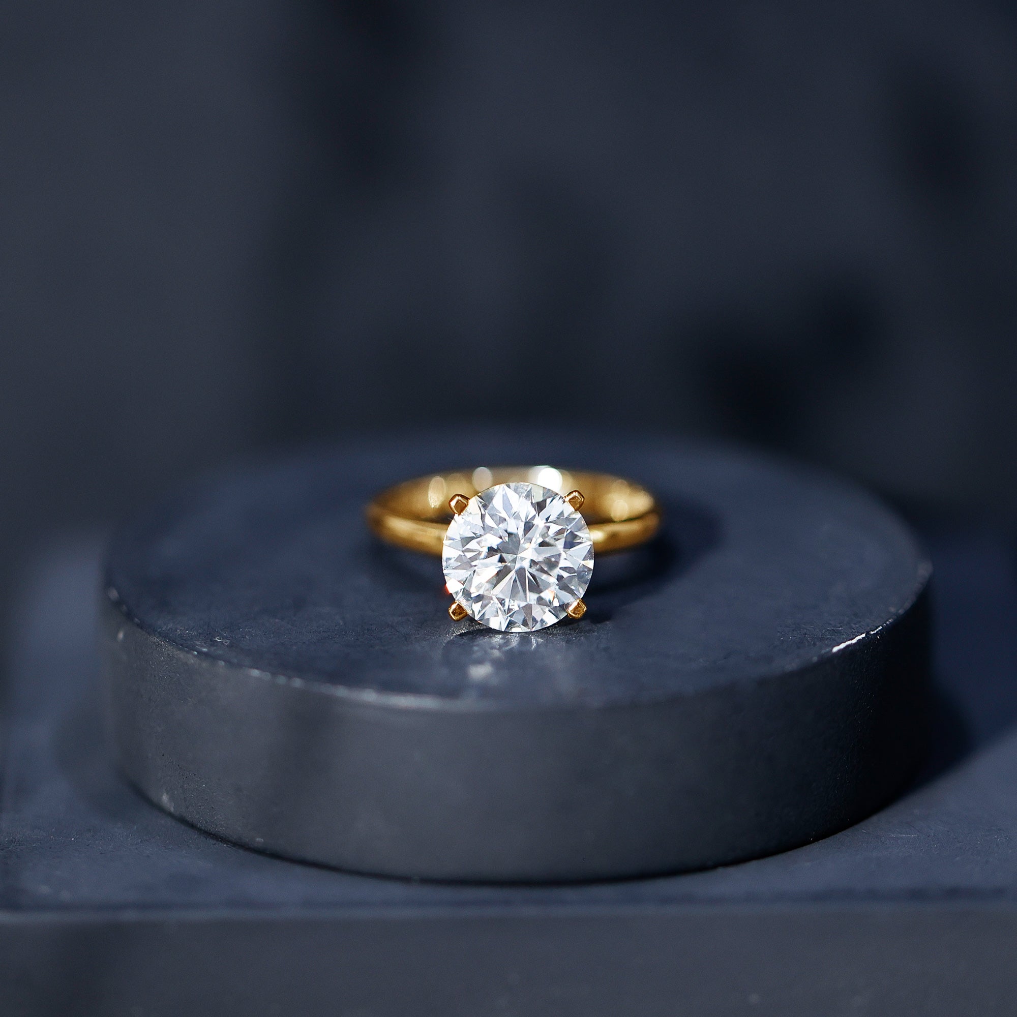 IGI Certified 3 CT Round Lab Grown Diamond Solitaire Engagement Ring