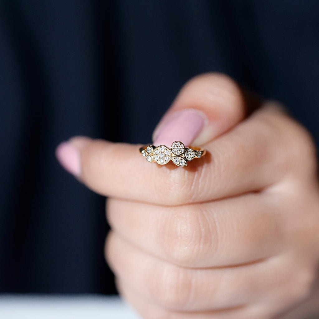 Illusion Set Round Diamond Cluster Engagement Ring