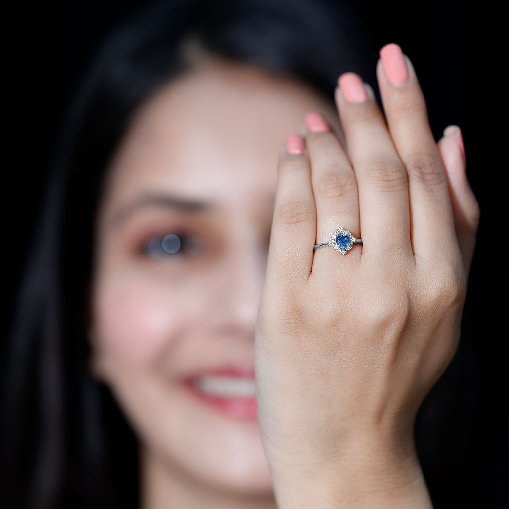 Vintage Style 0.9 Carat Blue Sapphire Engagement Ring with Diamond Halo
