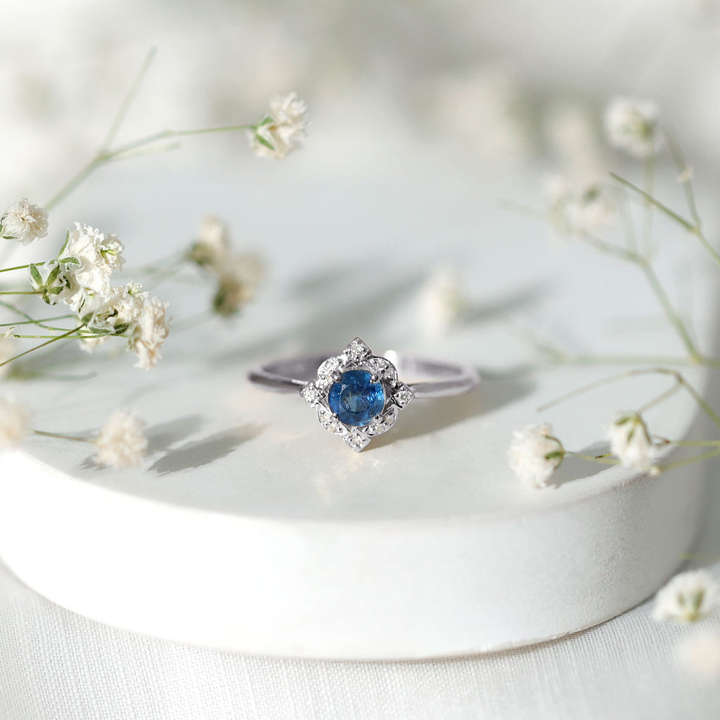 Vintage Style 0.9 Carat Blue Sapphire Engagement Ring with Diamond Halo