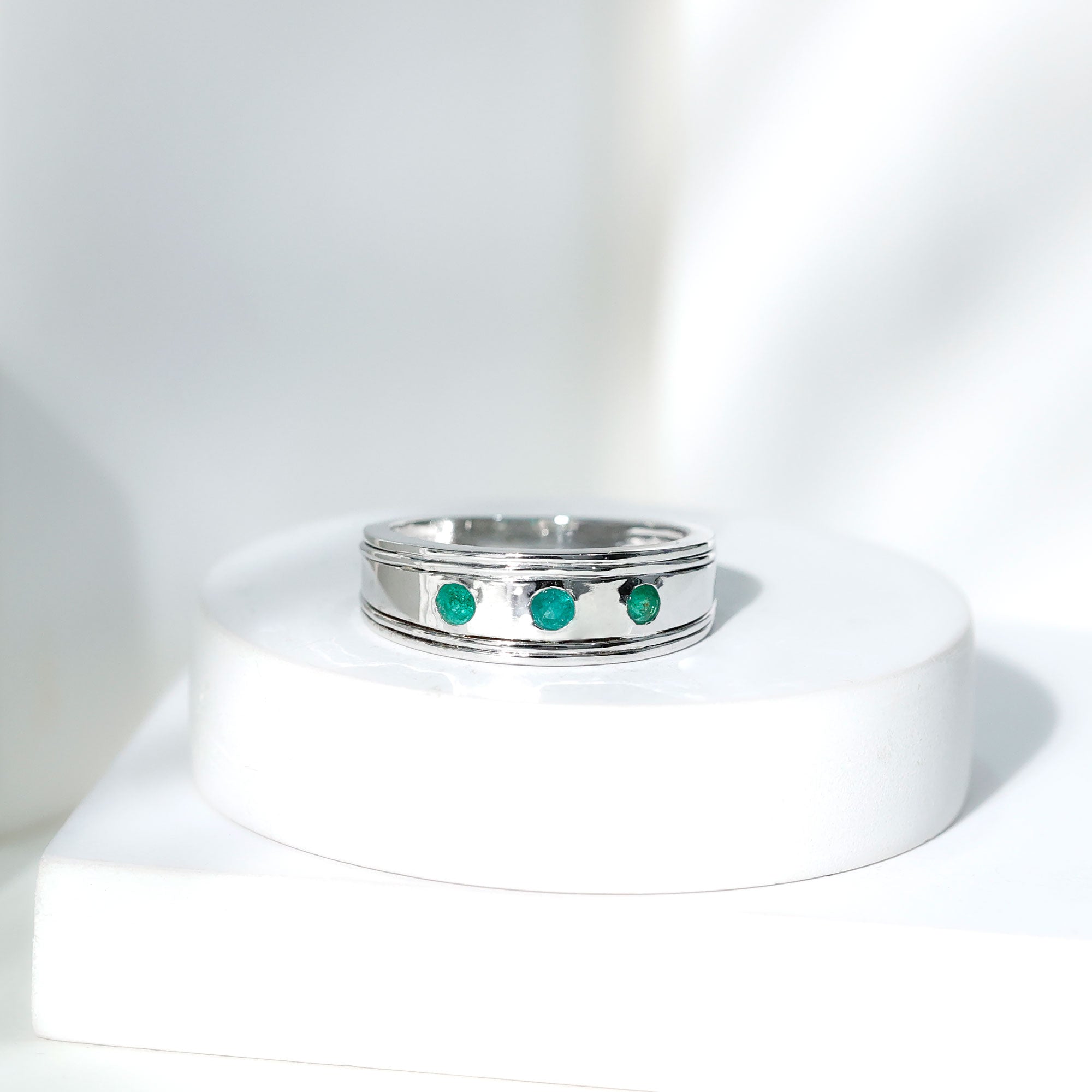 Emerald Minimal Band Ring in Gypsy Setting