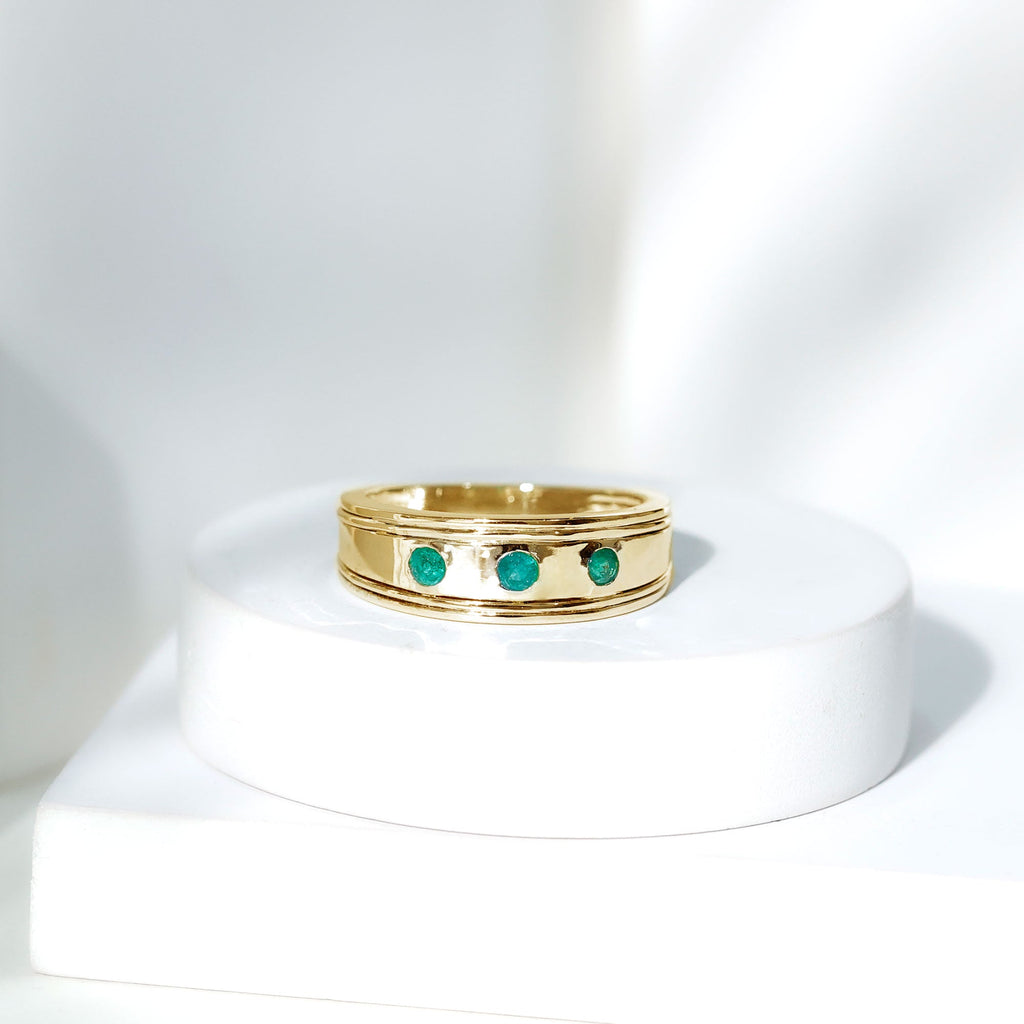 Emerald Minimal Band Ring in Gypsy Setting
