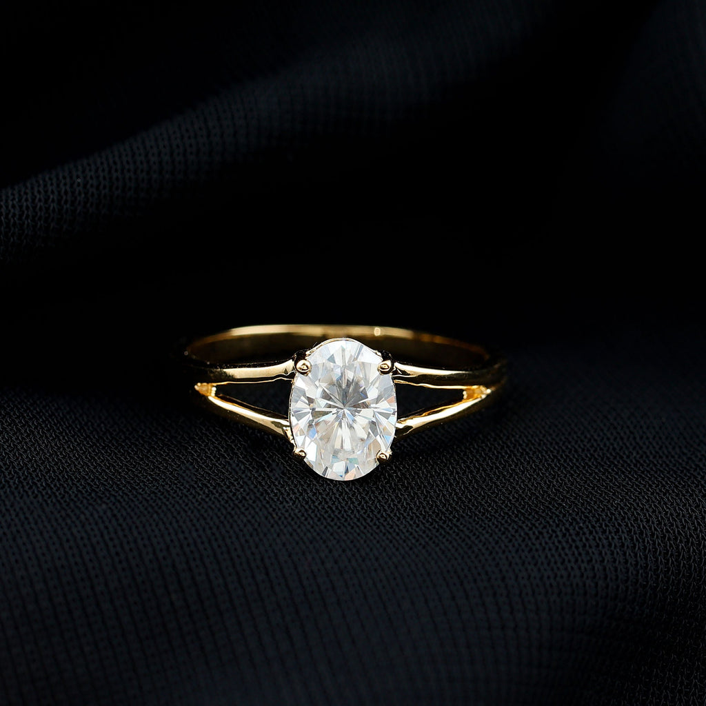 1 Carat Oval Moissanite Engagement Ring With Certificate