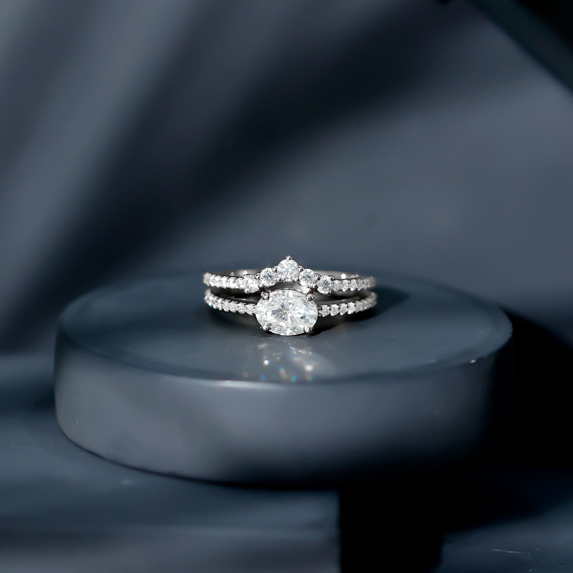 Oval Cut Moissanite Engagement Ring with Wedding Band Set