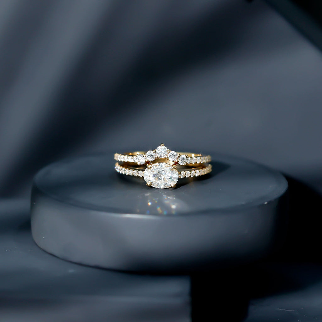 Oval Cut Moissanite Engagement Ring with Wedding Band Set