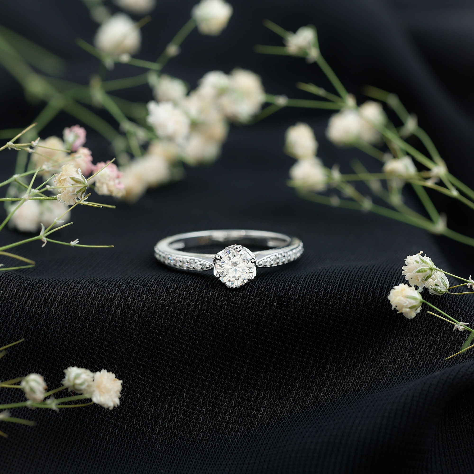 Lotus Basket Set Moissanite Solitaire Engagement Ring for Women