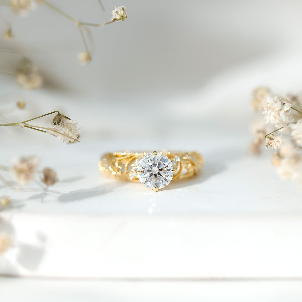 Round Cut Moissanite Vintage Engagement Ring With Diagonal Prongs