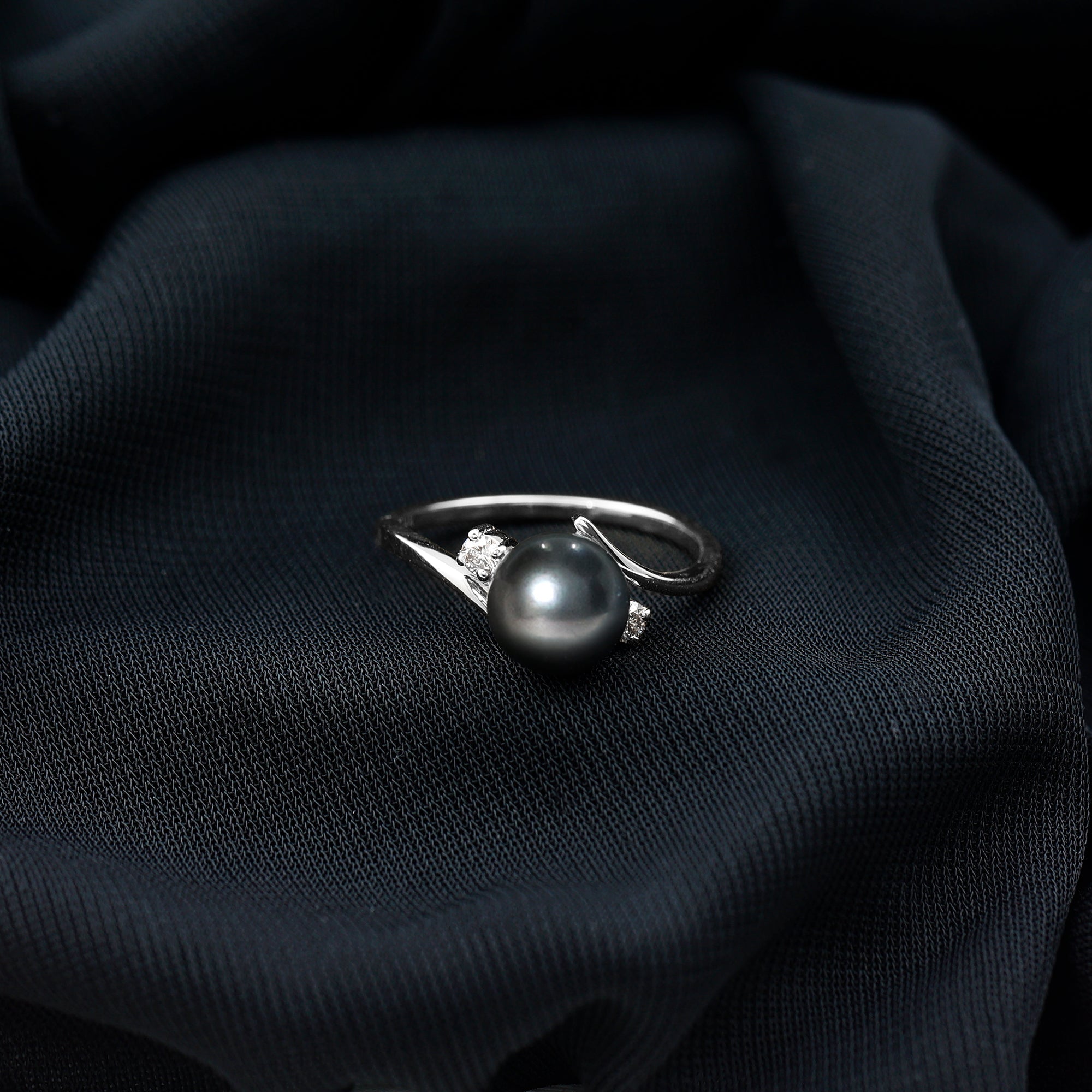 Natural Tahitian Black Pearl Diamond Vintage Engagement Ring