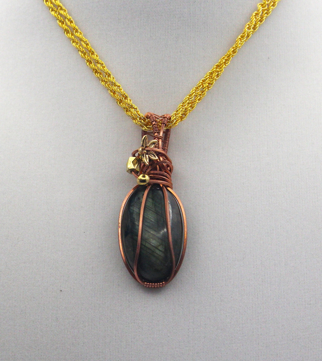 Raw Copper Labradorite Beaded Pendant Necklace | | Wiccan Center