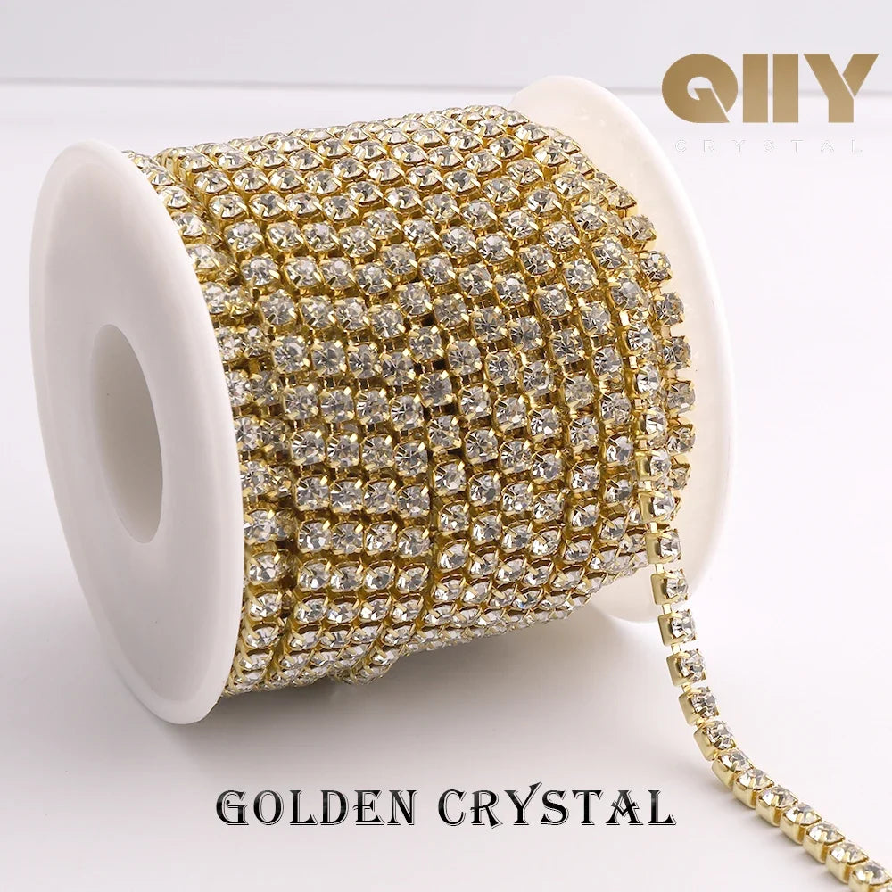 The Stardust Sparkle Claw – Deluxe Glass Crystal Strass Rhinestone Trim